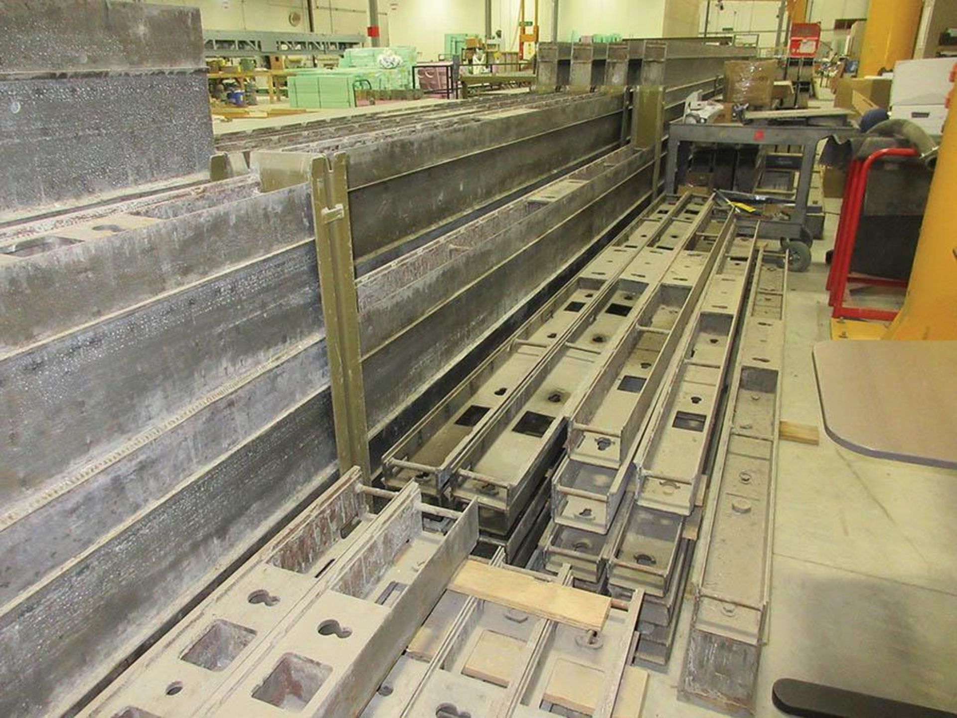 RATEC STEEL FORMS; PALLET CONCRETE FORMS IN VARIOUS SIZES, CASTING PALLETS CAPABLE OF FORMING - Image 10 of 18