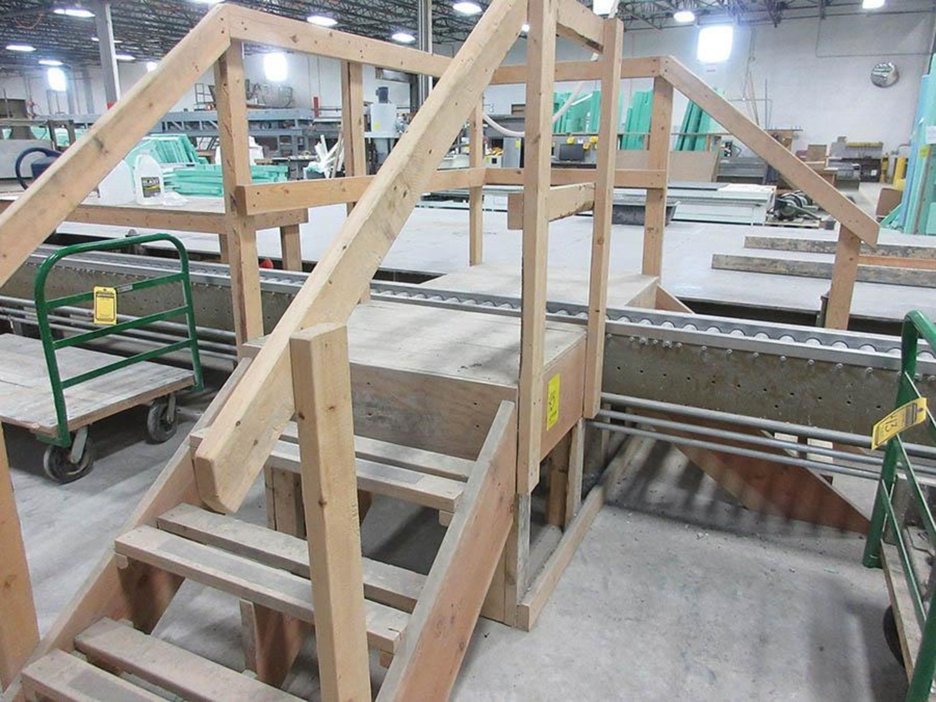 2012 VOLLERT PASS-THROUGH FORM WASHERS & POWER ROLLER CONVEYOR SYSTEM, 240' OF CONVEYOR, (1) 10' - Image 4 of 13