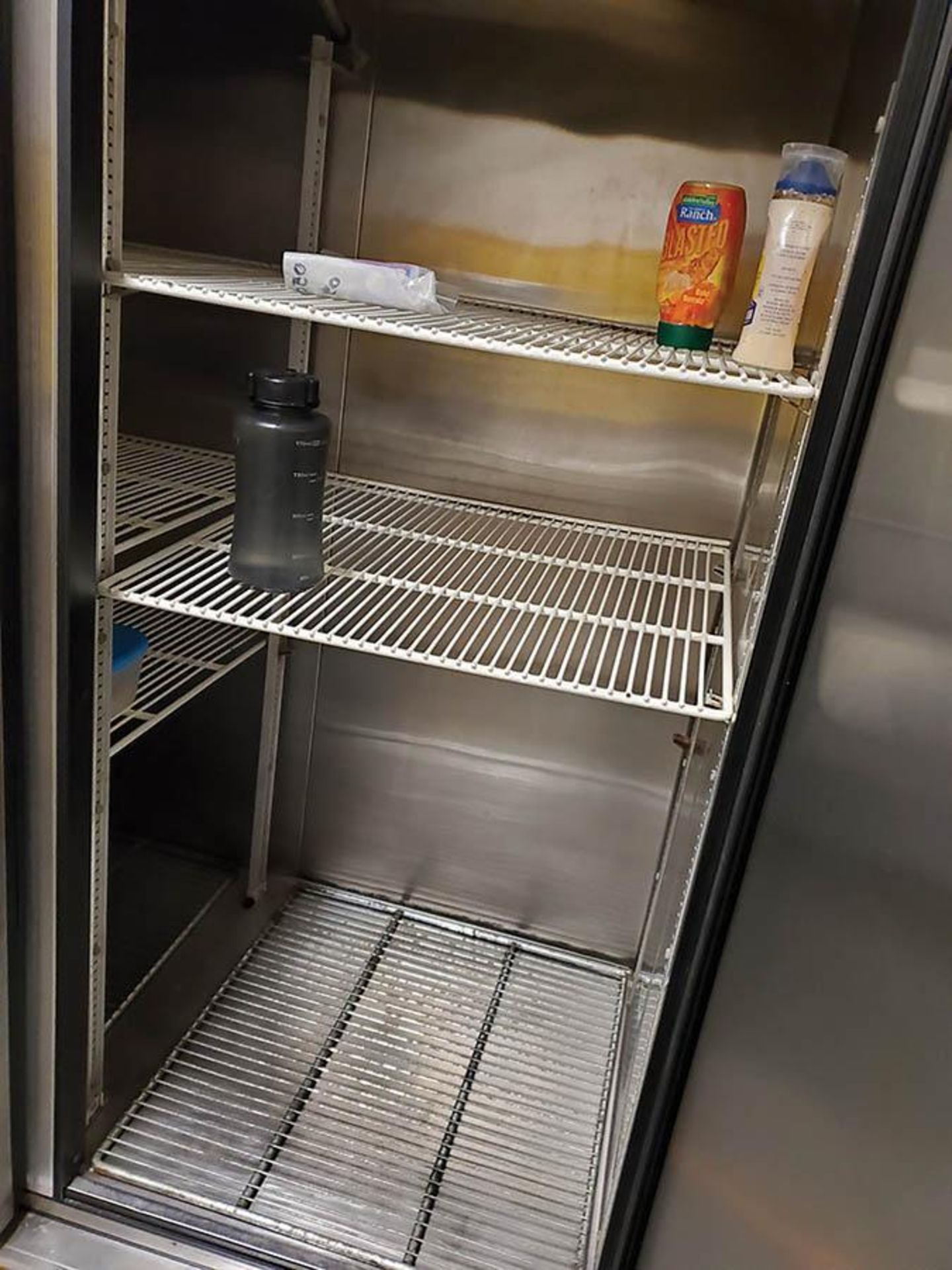STAINLESS REFRIGERATOR - Image 4 of 5