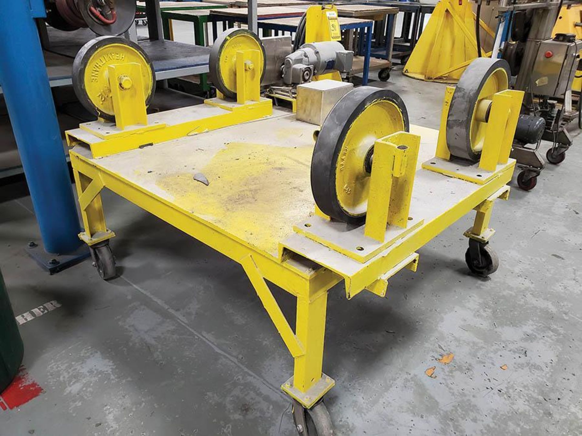 POWER TURN ROLLER, 12'' RUBBER TURN WHEELS, 1/2 HP, 2' CENTER, 48'' LENGTH GAP - Image 2 of 6