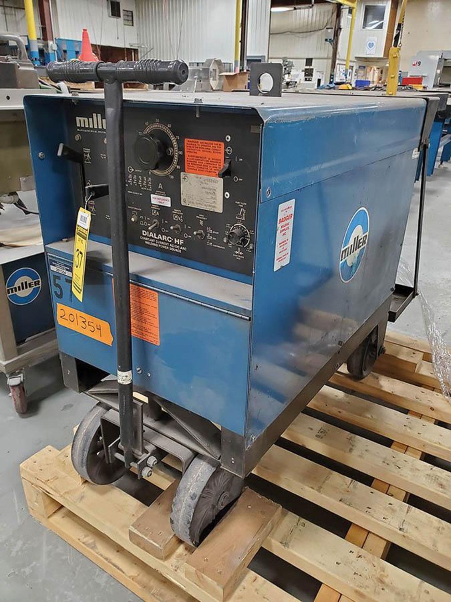 MILLER DIALARC HF CC-AC/DC ARC WELDER ON CART - Image 3 of 4