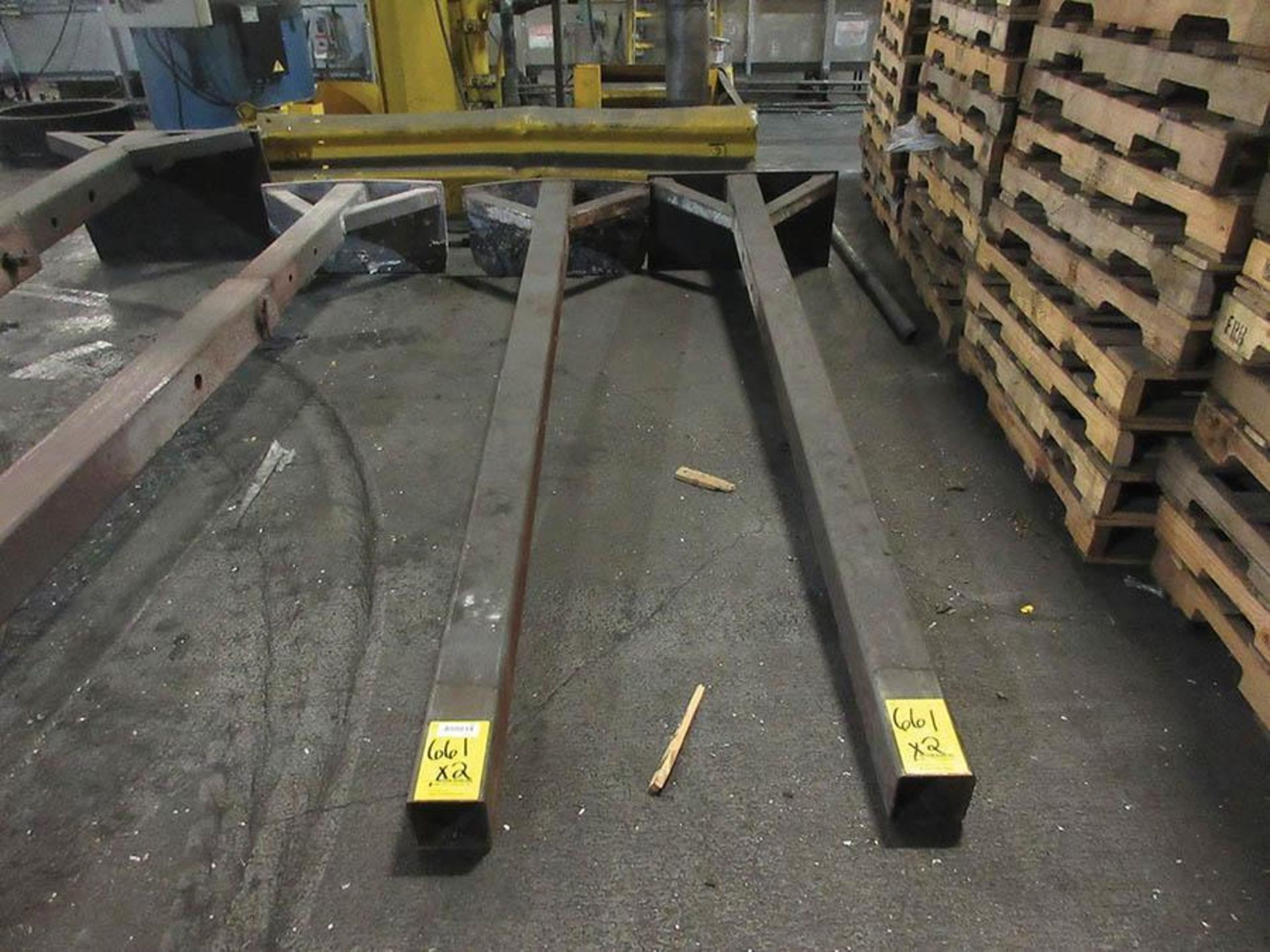 (2) EXTENSIONS FOR FORKLIFT ATTACHMENT