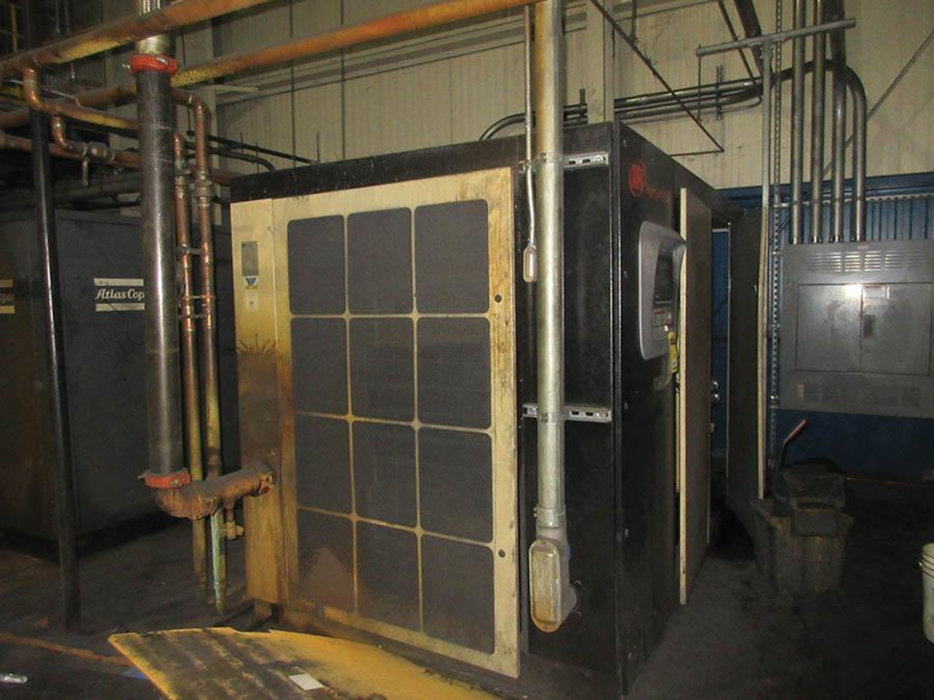 2016 INGERSOLL RAND 200-HP ROTARY SCREW AIR COMPRESSOR, MODEL R1601-W125, 125 PSIG, 460/60/3, S/N