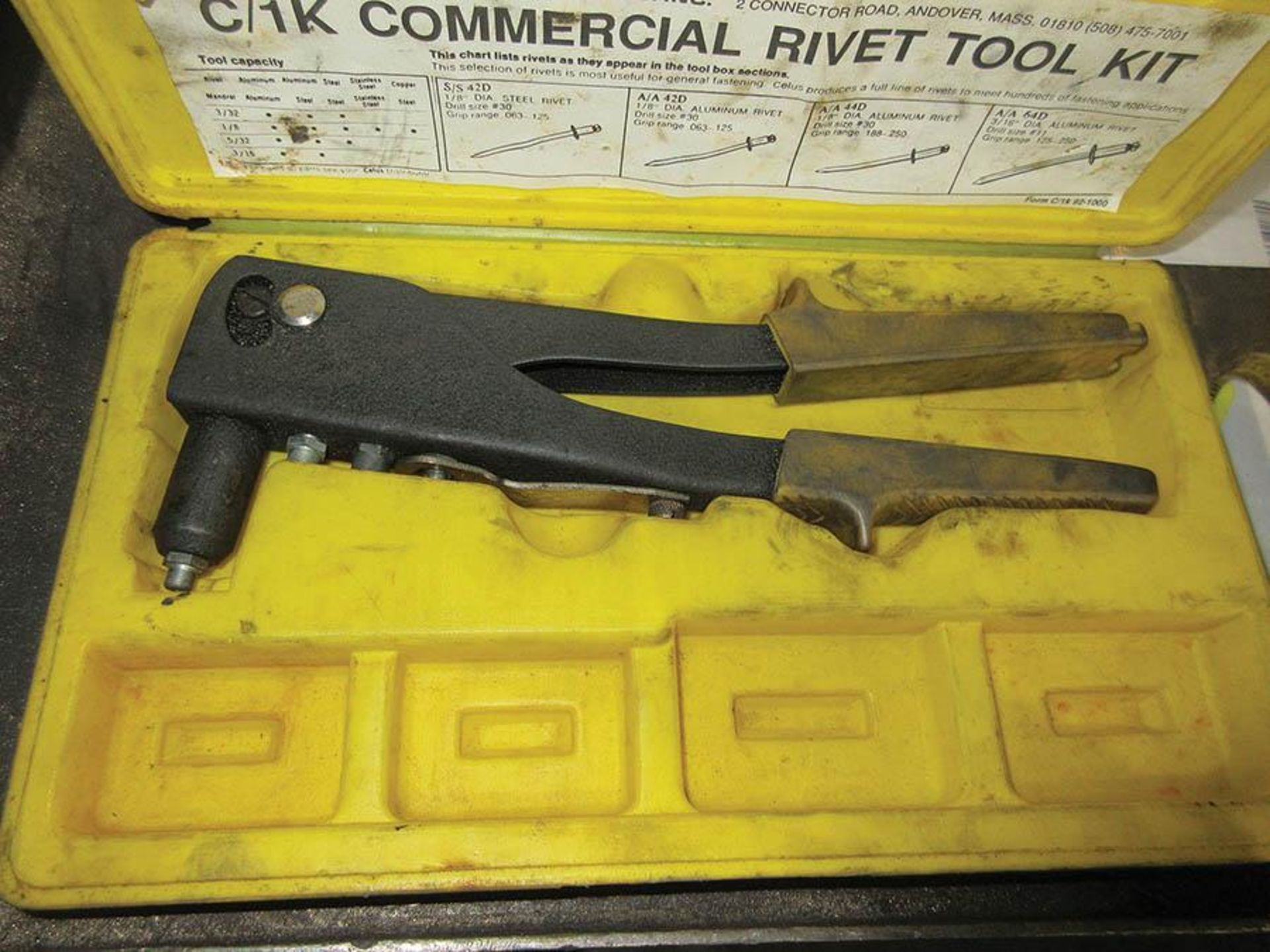 CELUS COMMERCIAL RIVET TOOL