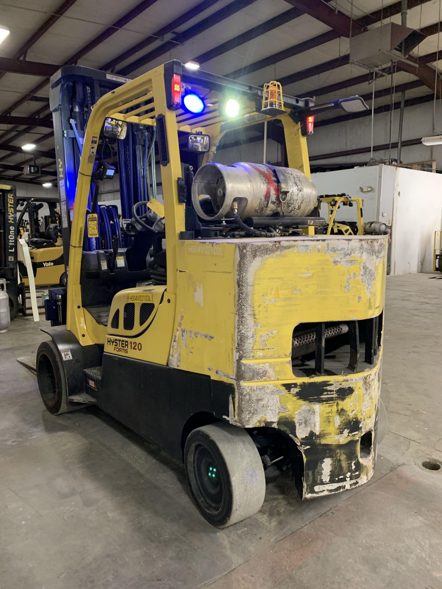 2013 HYSTER 12,000-LB. CAPACITY FORKLIFT, MOD: S120FT, LPG, 3-STAGE MAST, 213" LIFT, SOLID TIRES - Image 3 of 9