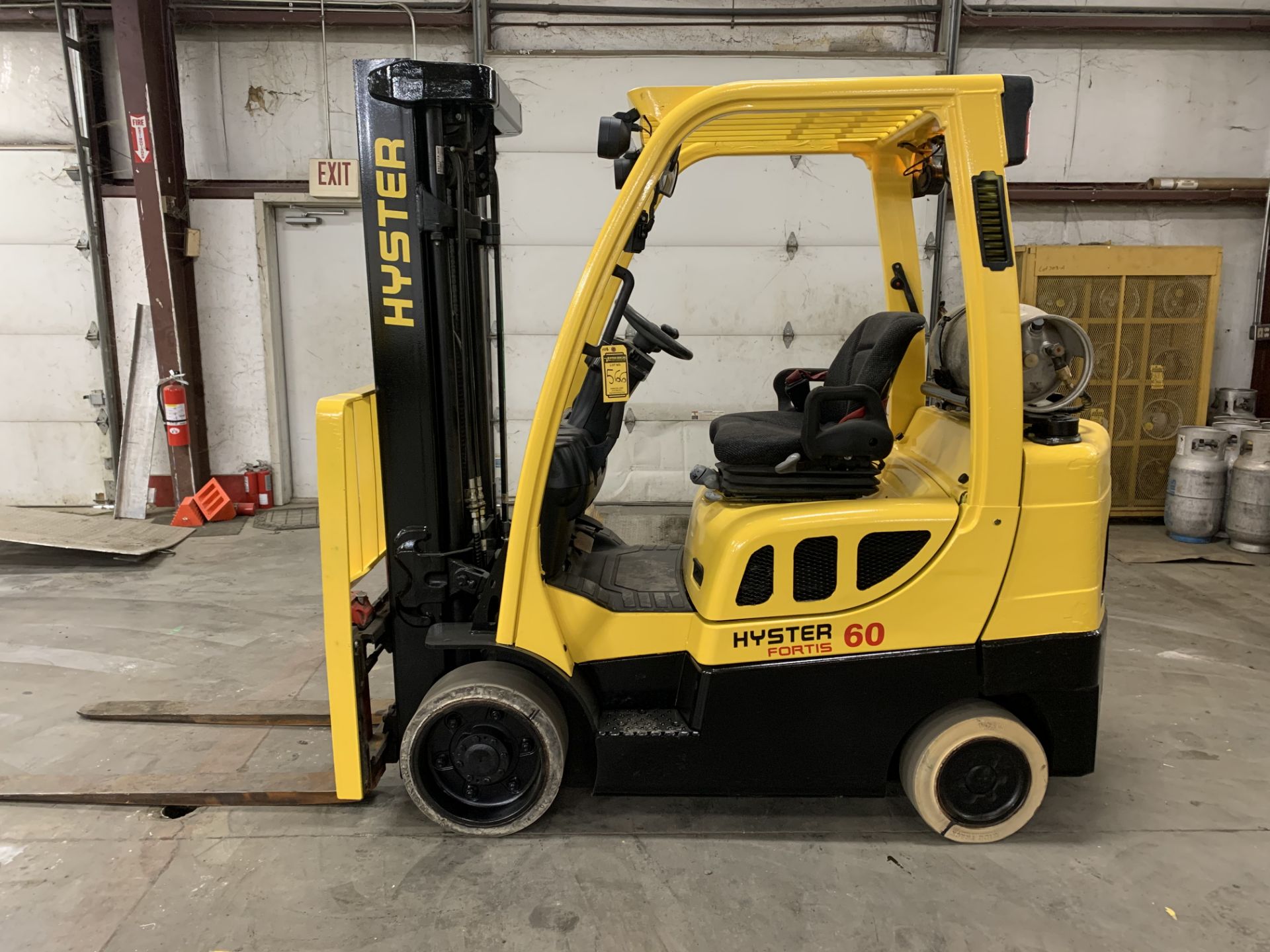 2016 HYSTER 6,000-LB CAPACITY FORKLIFT, MODEL: S60FT, LPG, 3-STAGE MAST, SOLID TIRES, SIDESHIFT