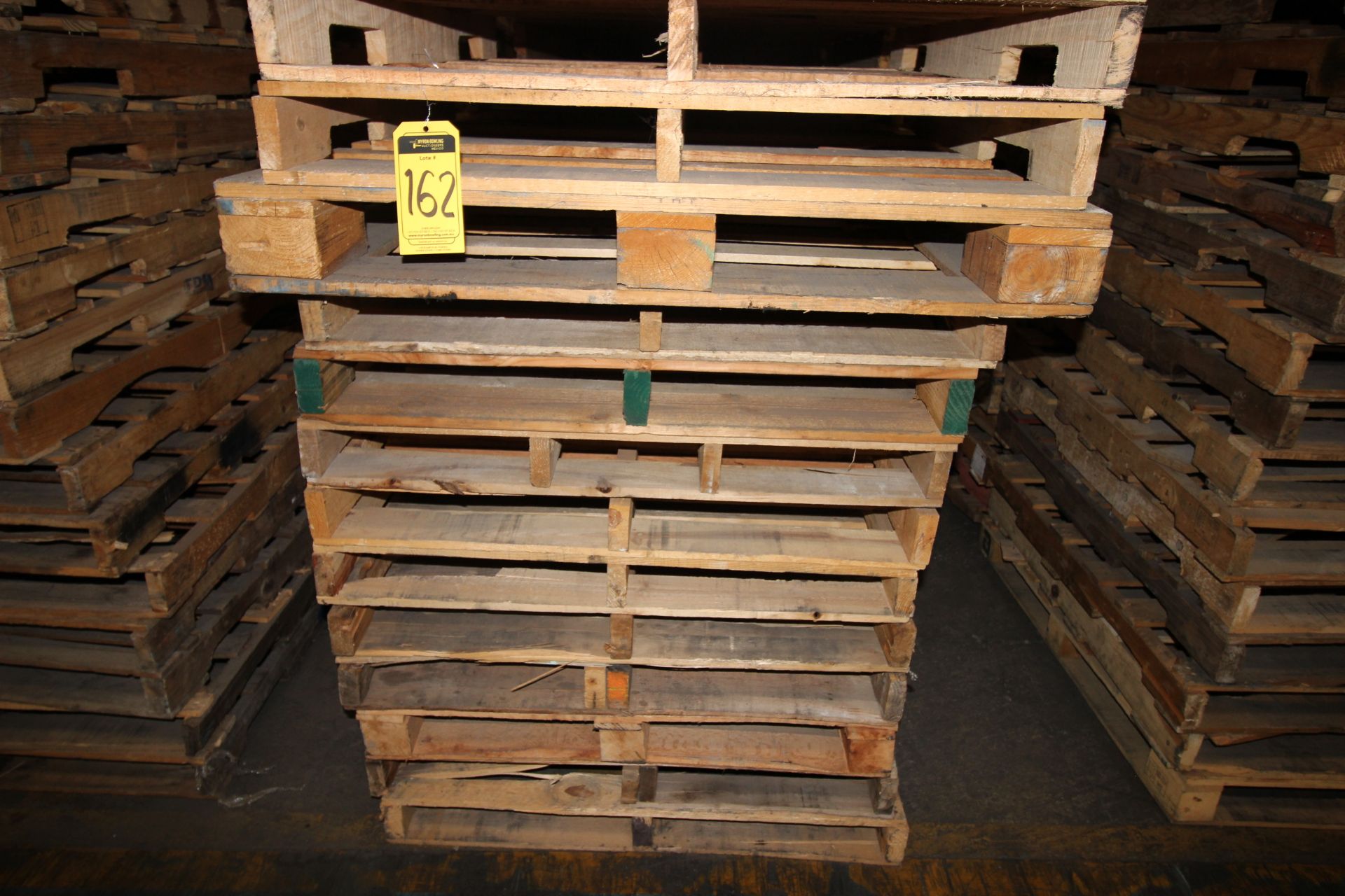 Tarimas de madera para estiba de 1.0 x 1.2 m. aprox. 150 pzas. - Image 8 of 12