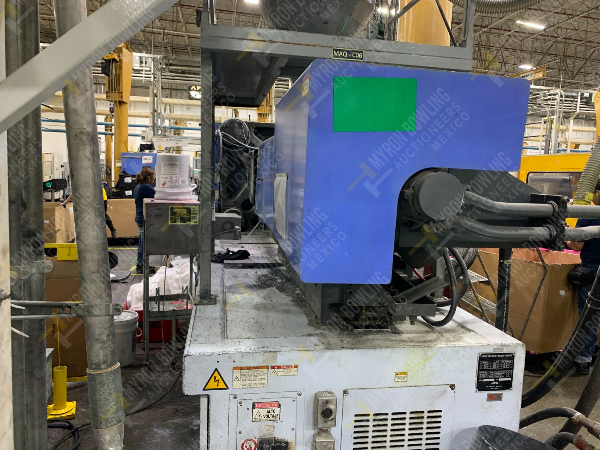 500 TON JSW J500ELL PLASTIC INJECTION MOLDING MACHINE, MFG YEAR 1997 - Image 14 of 24