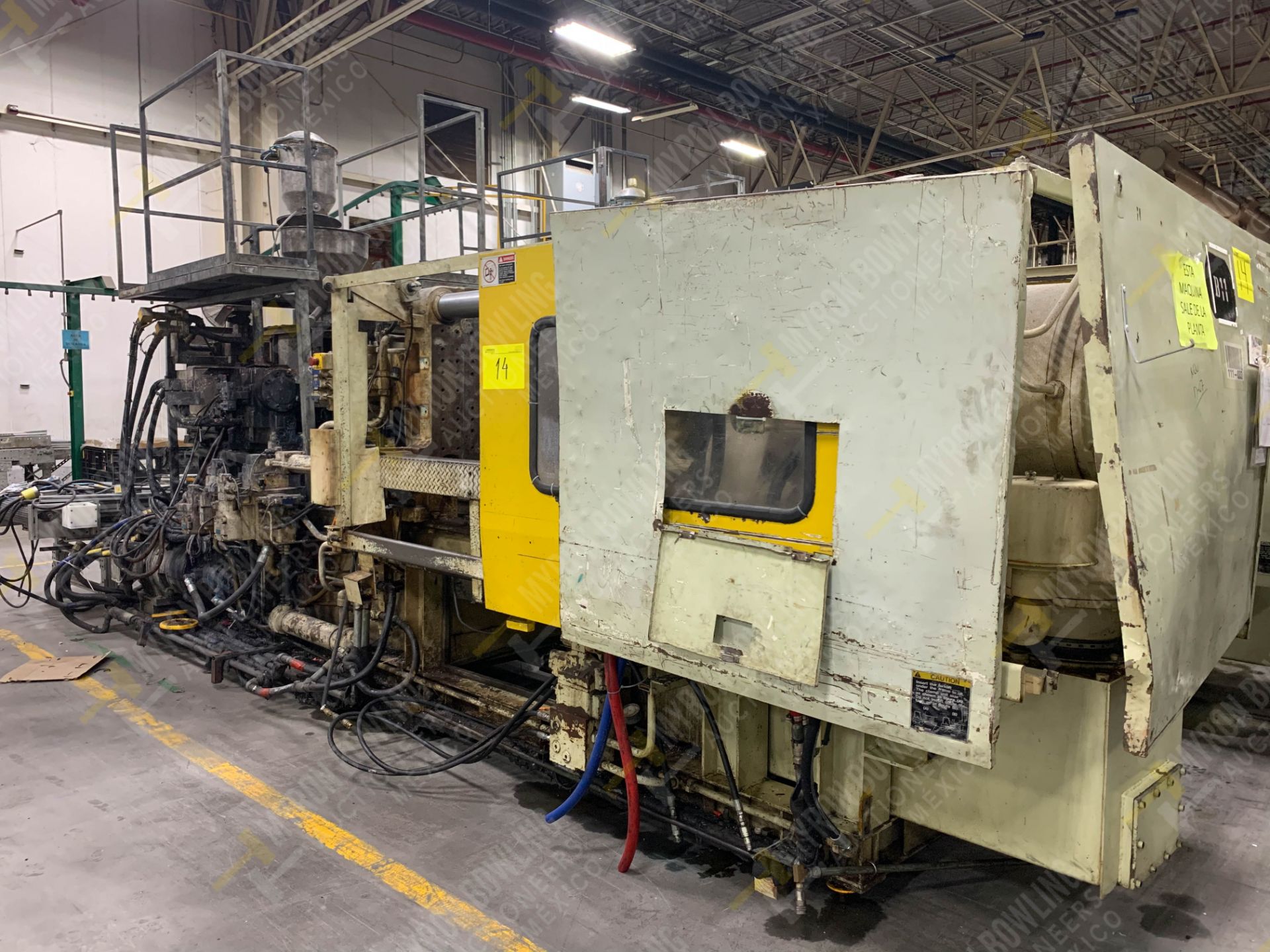 310 TON TOSHIBA ISGS310V10-19-AT PLASTIC INJECTION MOLDING MACHINE. - Image 16 of 24