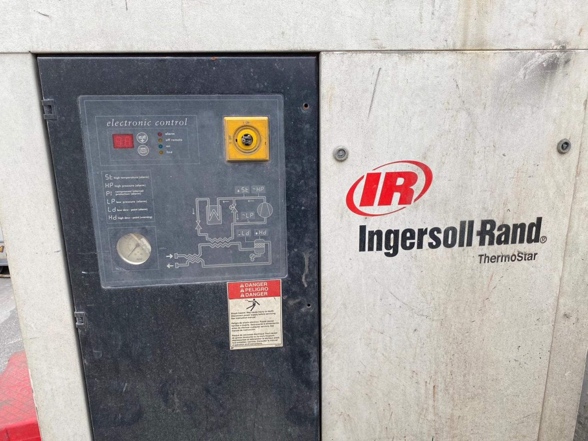 INGERSOLL RAND TS1000 AIR DRYER, 175 PSI, MFG YEAR 2004 - Image 3 of 4