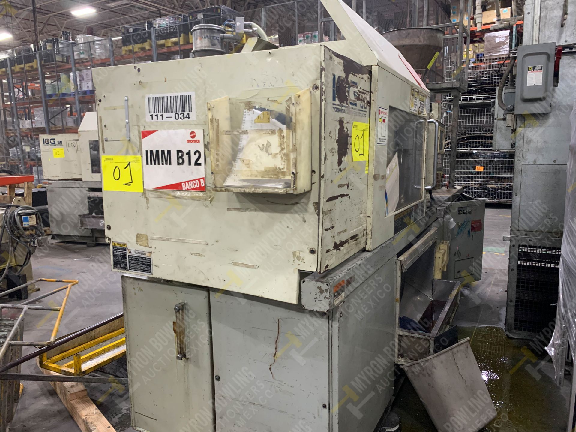 90 TON TOSHIBA ISGS90V10-2Y PLASTIC INJECTION MOLDING MACHINE - Image 4 of 17