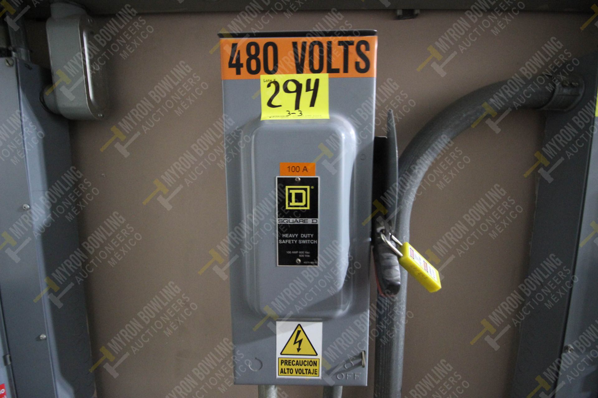 TRES INTERRUPTORES DE CUCHILLAS, MARCA SD, CON CAPACIDAD DE 100 AMP 600VAC - Image 7 of 10