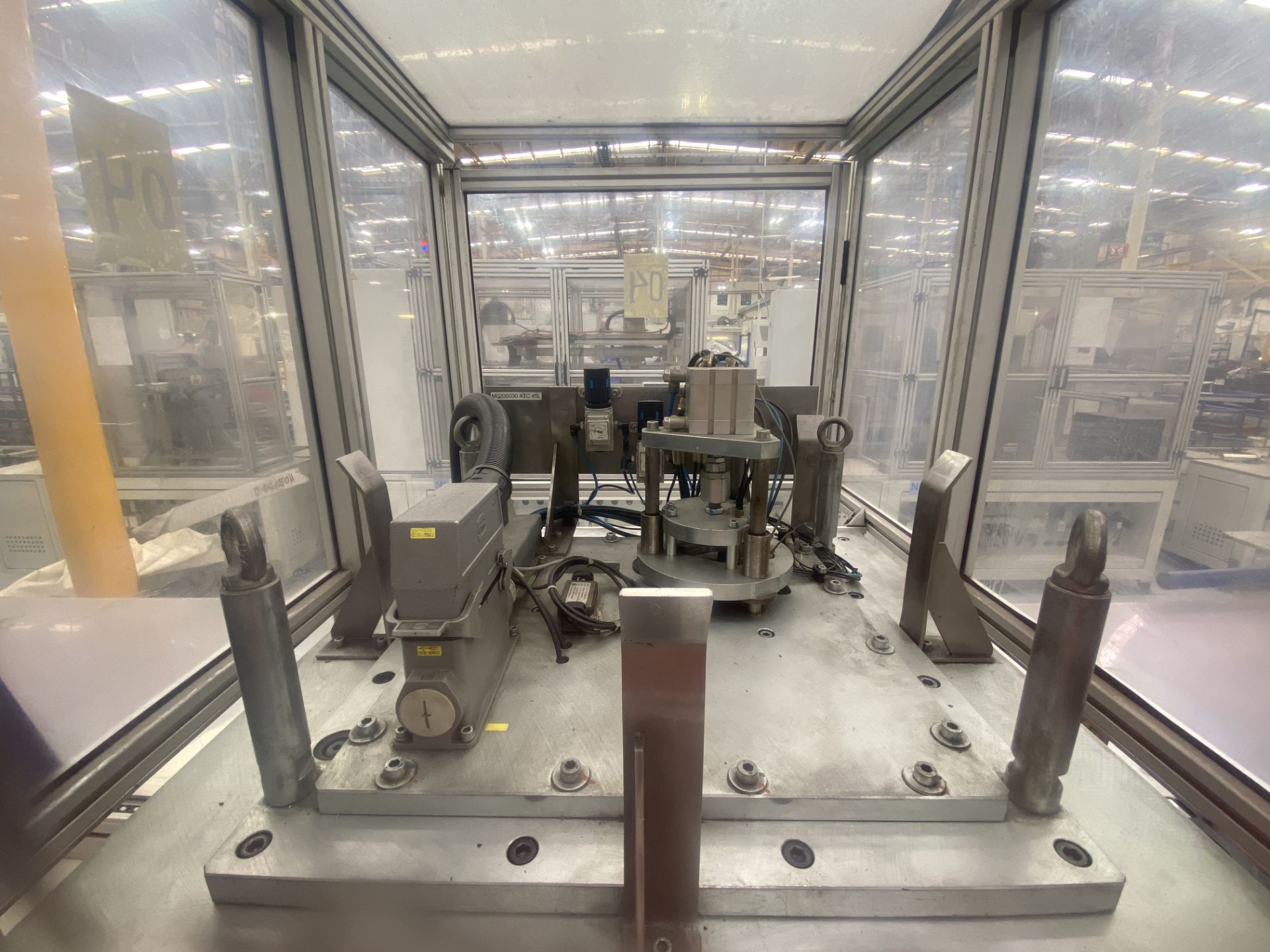Semi-automatic working station for gears assembly, including frame in aluminum plate structure - Image 6 of 14
