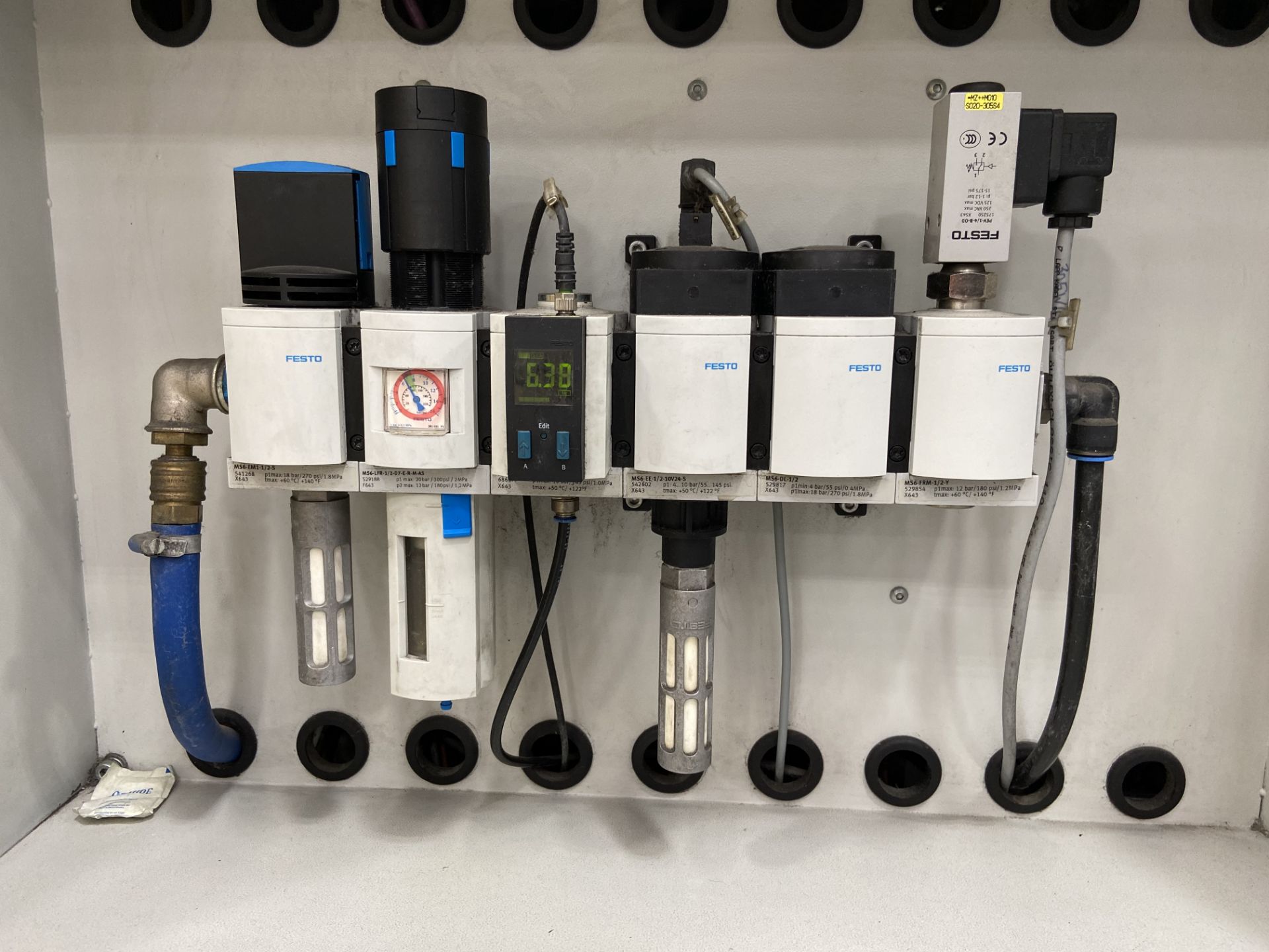 Semi-automatic working station for gears assembly, including electric board with HMI screen - Image 11 of 23