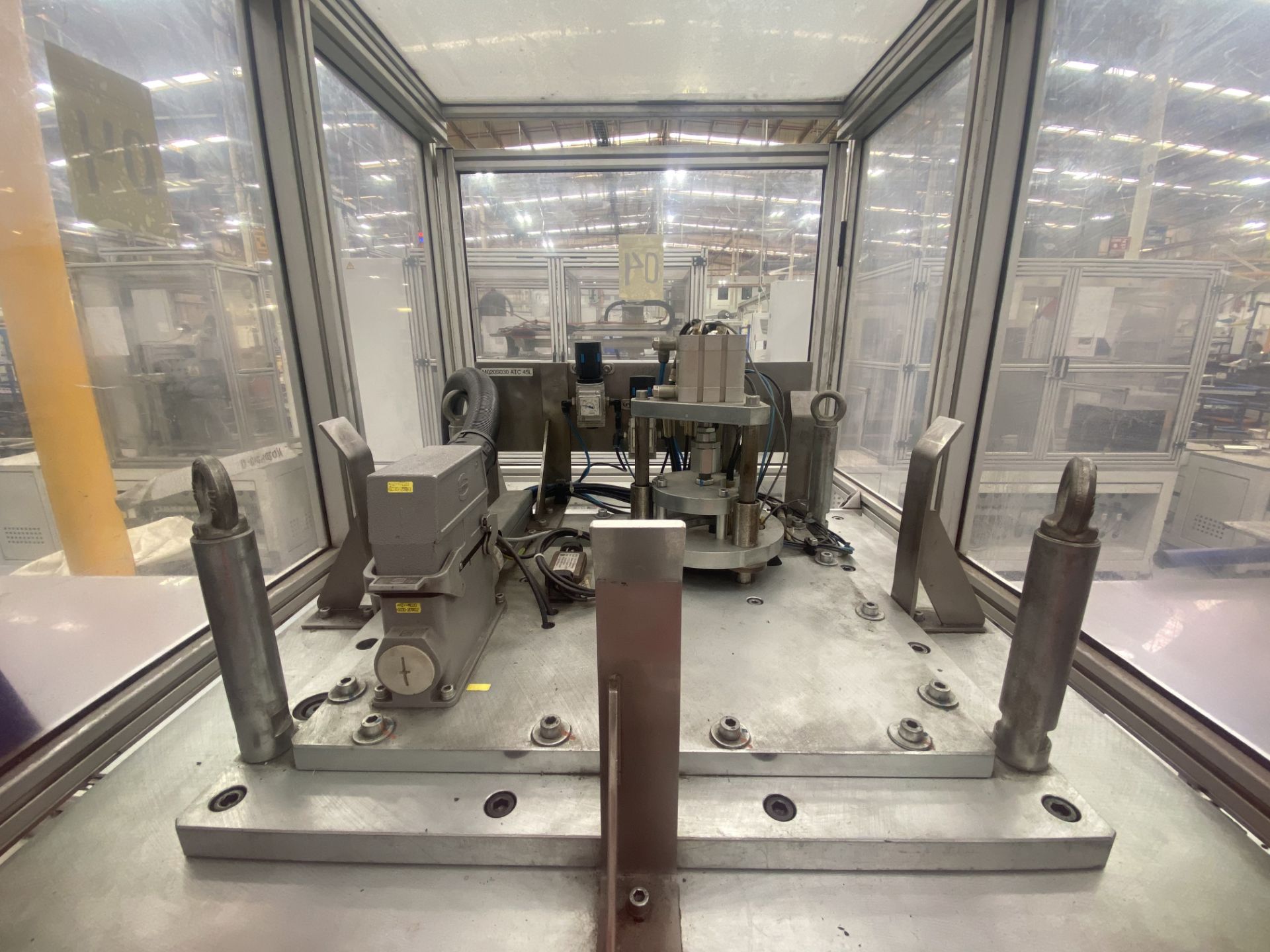 Semi-automatic working station for gears assembly, including frame in aluminum plate structure - Image 8 of 14