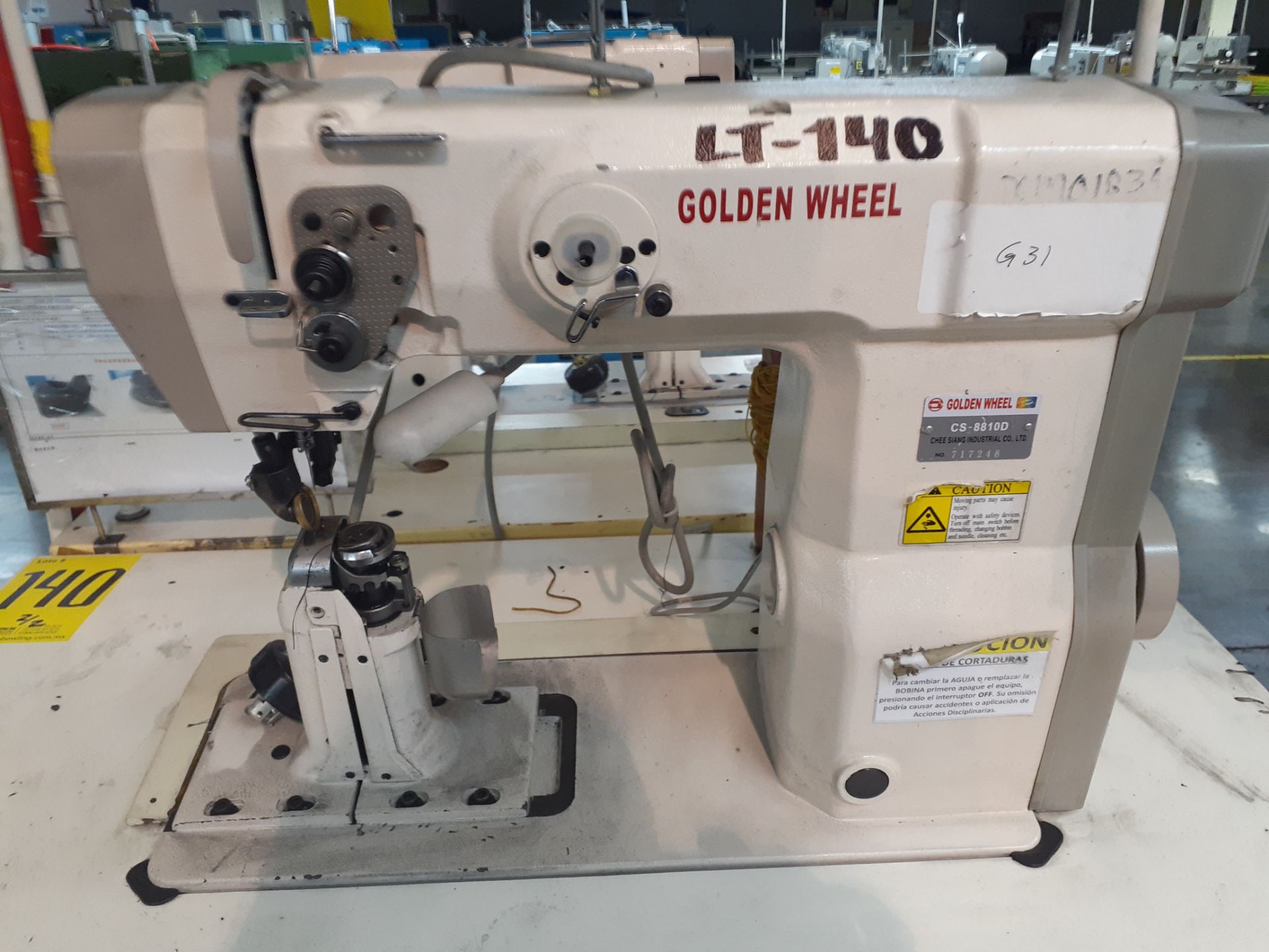 (2) Máquinas de costura marca Golden Wheel de una aguja, Modelo: CS-8810D - Image 5 of 18