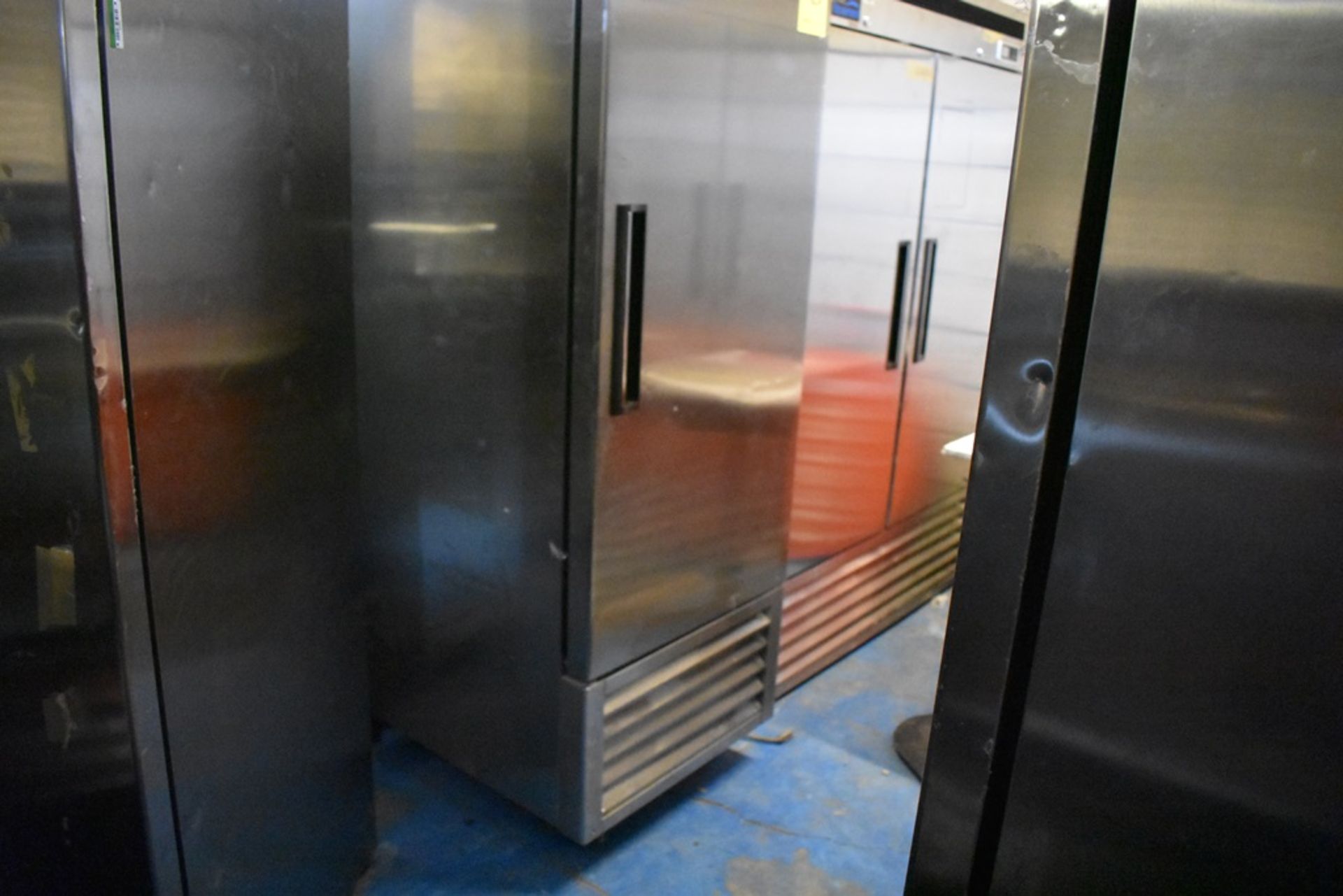 Refrigerador en acero inoxidable marca Parker Equipment, Modelo: LFB-771PC, Serie: PK03A94K200002 - Image 3 of 10