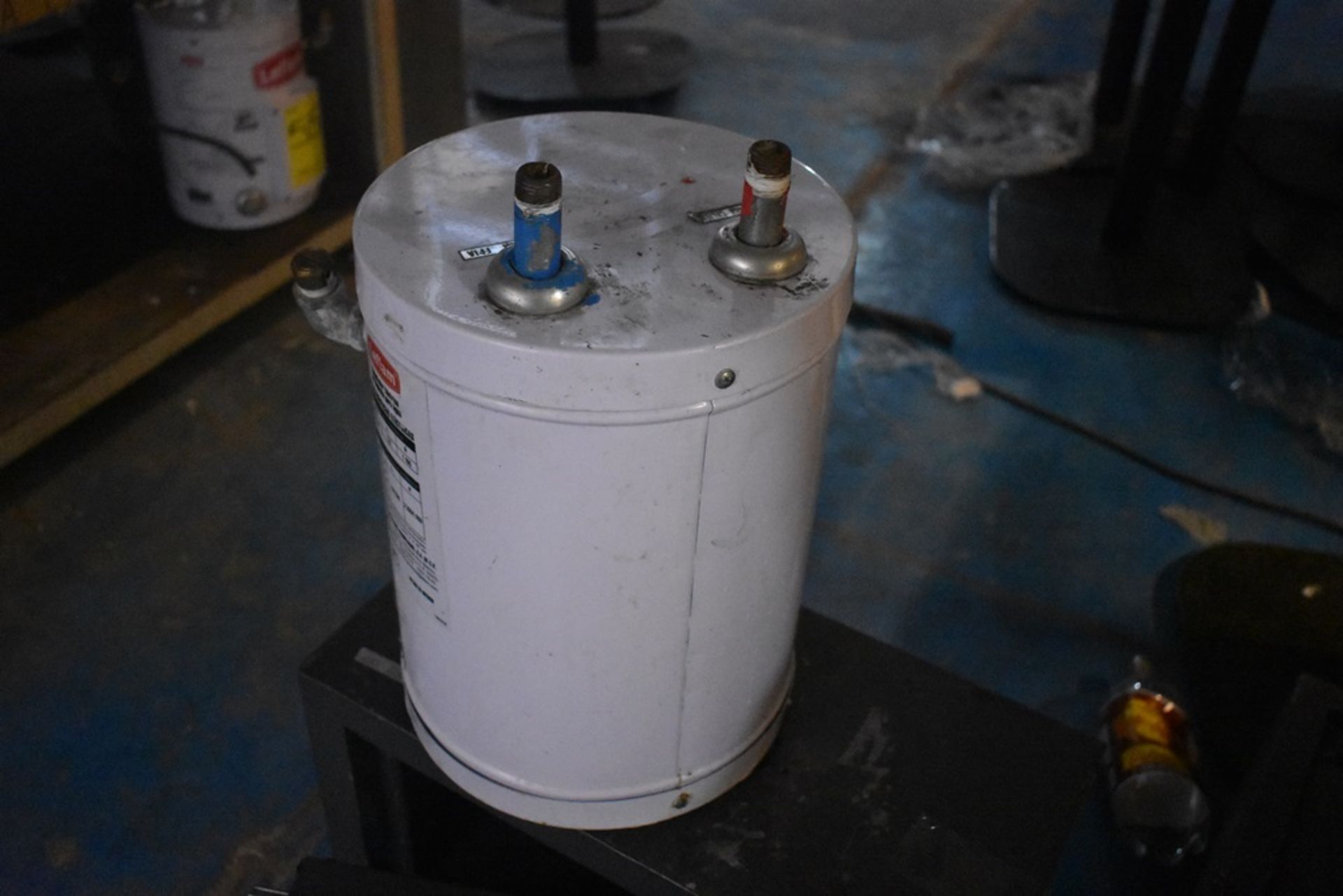 Calentador eléctrico marca Leflam, Modelo: 204-009, Serie: 18F200157, Capacidad: 9 litros. - Image 3 of 6