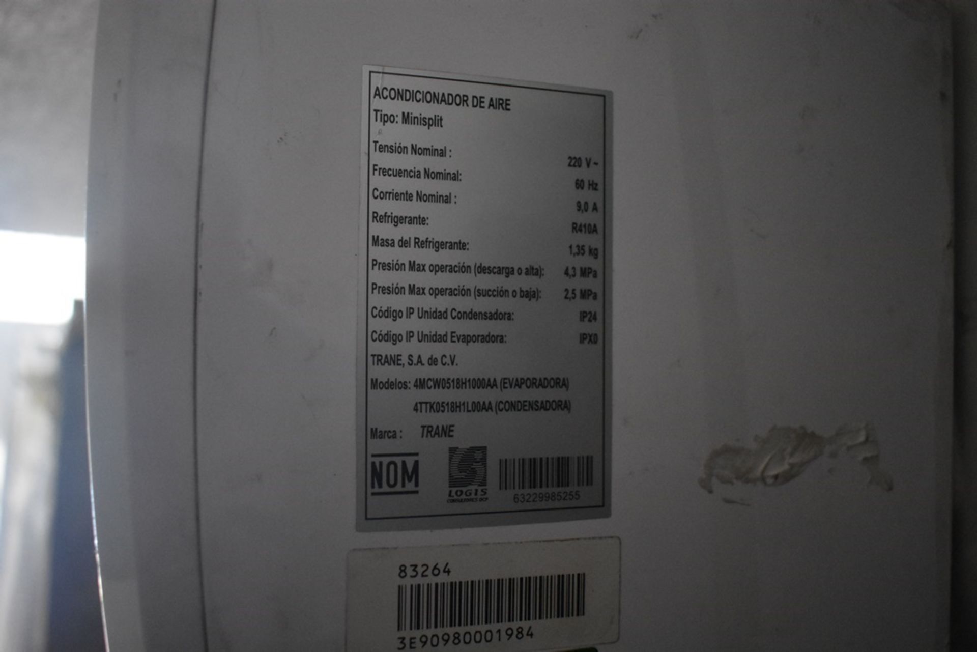 Mini split marca Trane, Modelo Evaporador: 4MCW0518H1000AA, Modelo Condensador: 4TTK0518H1L00AA - Image 8 of 9