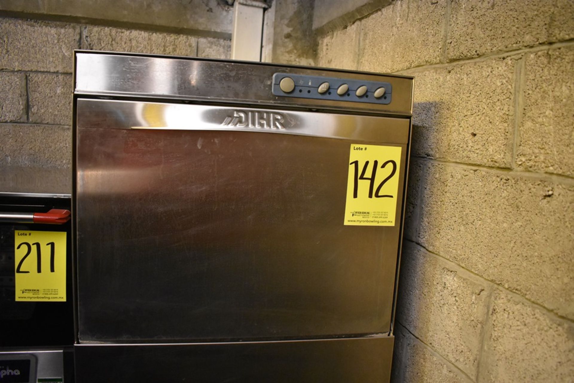 Máquina lavaloza en acero inoxidable marca Dihr, Modelo: DW009M, Serie: DWM1023777 - Image 7 of 11