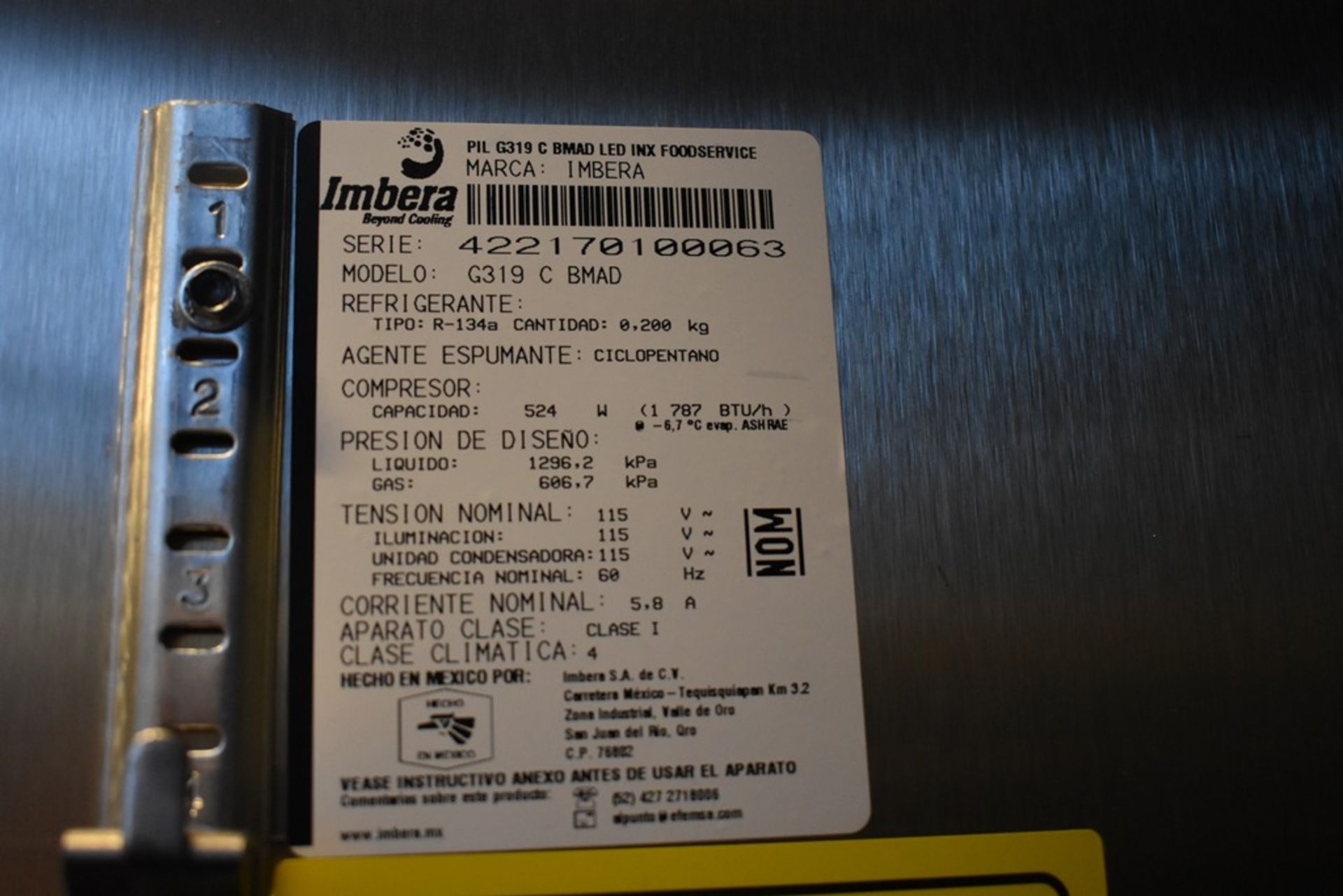 Refrigerador exhibidor con puerta de cristal marca Imbera, Modelo: G319CBMAD - Image 9 of 13