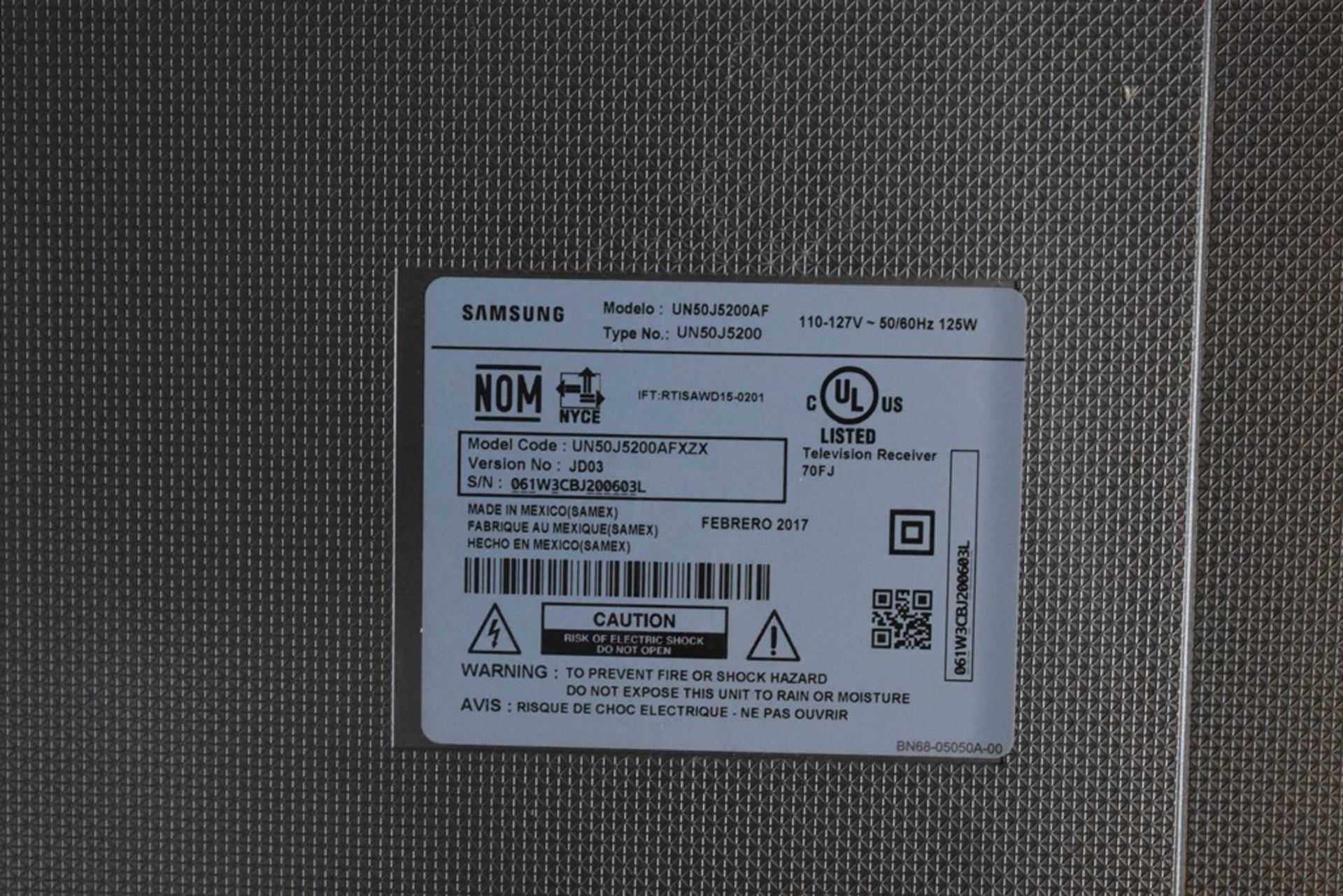 Pantalla Full HD de 50 pulgadas marca Samsung, Modelo: UN50J5200AF, Serie: 061W3CBJ200603L - Image 6 of 7