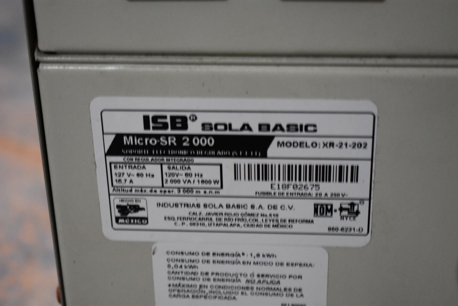 Dos reguladores de voltaje marca ISB Solabasic, modelo: XR-21-202, Series: E18F02675, E18H01516 - Image 9 of 17