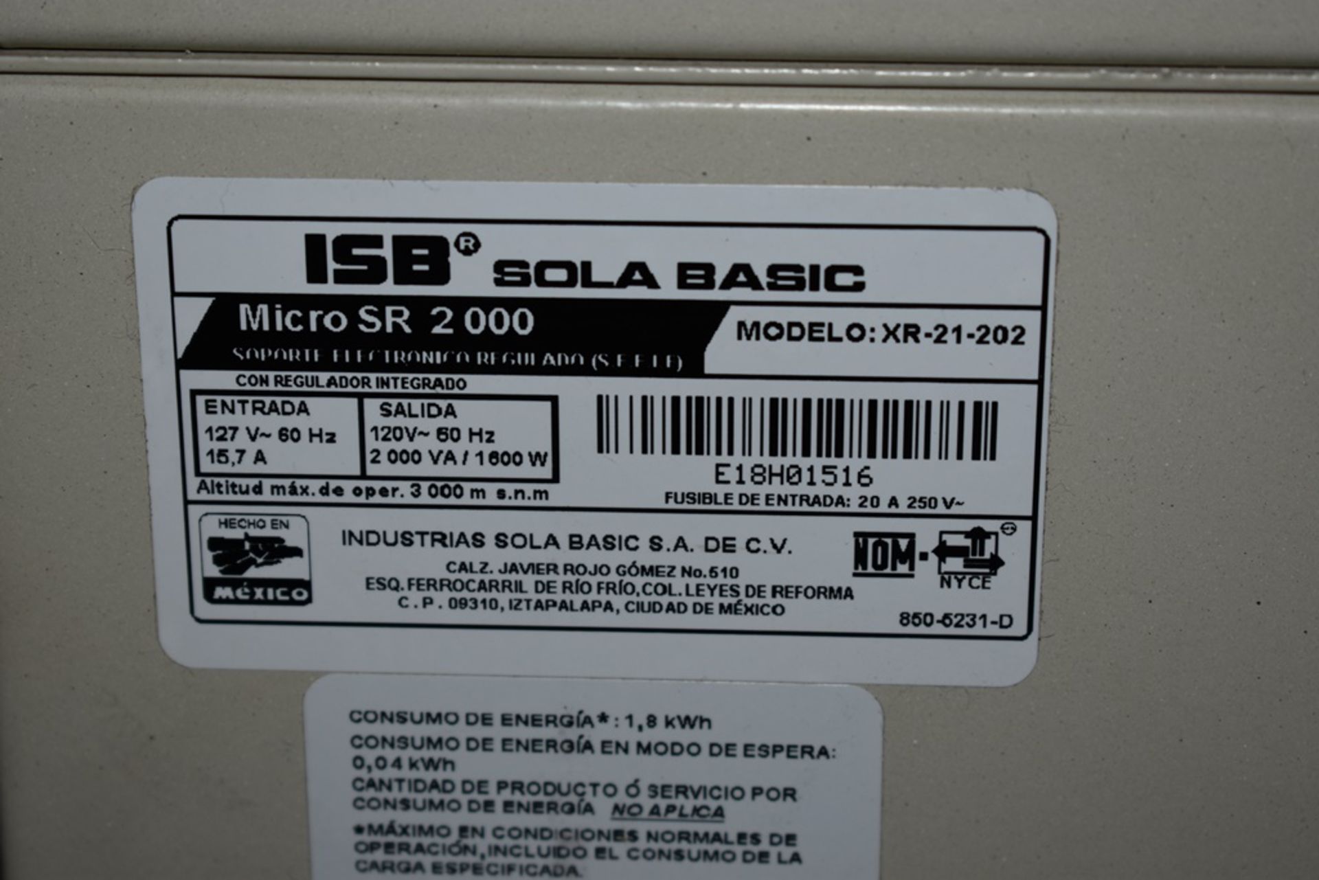 Dos reguladores de voltaje marca ISB Solabasic, modelo: XR-21-202, Series: E18F02675, E18H01516 - Image 13 of 17