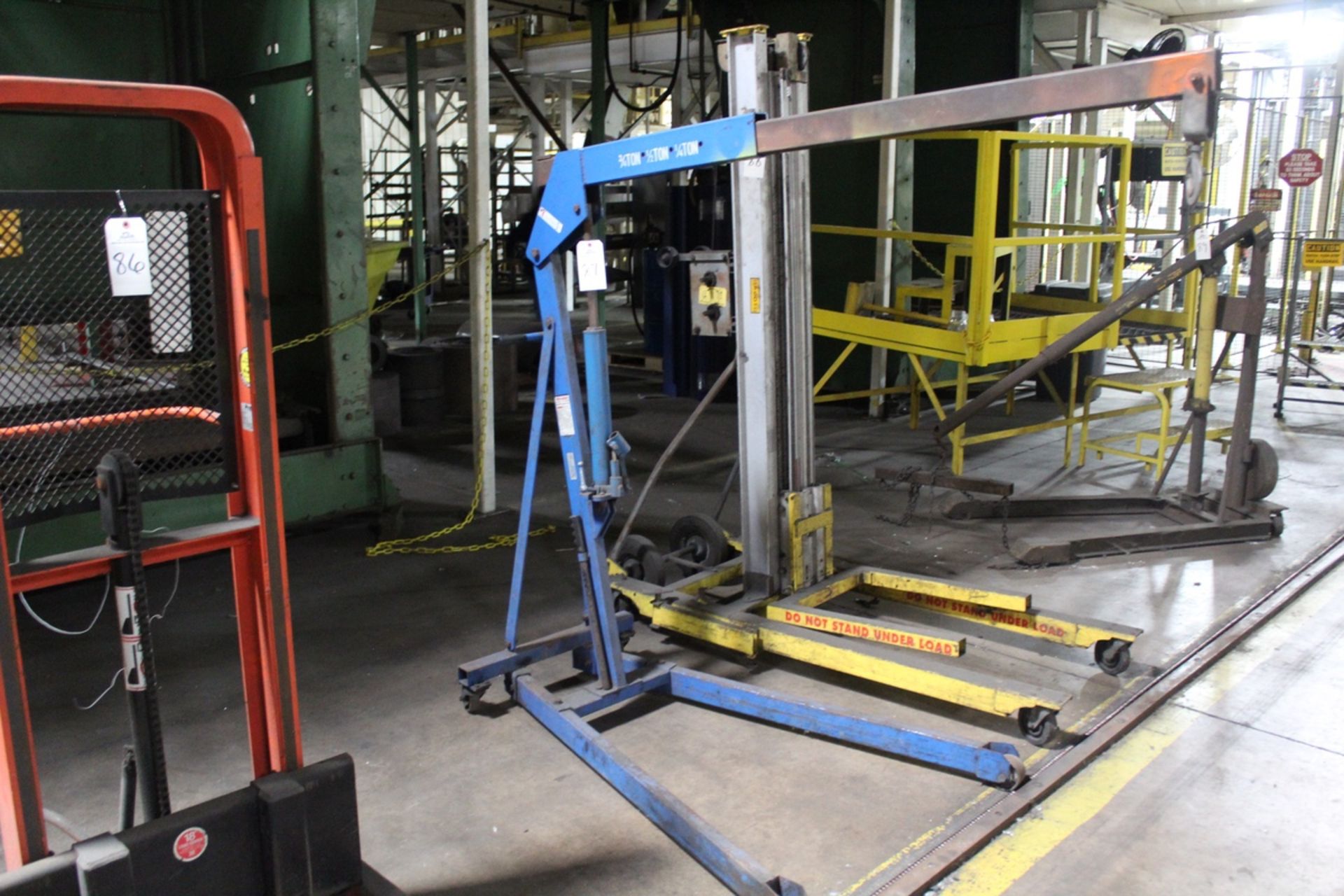 Westward Hydraulic Engine Crane, M# 5Z010G | Rig Fee: $25