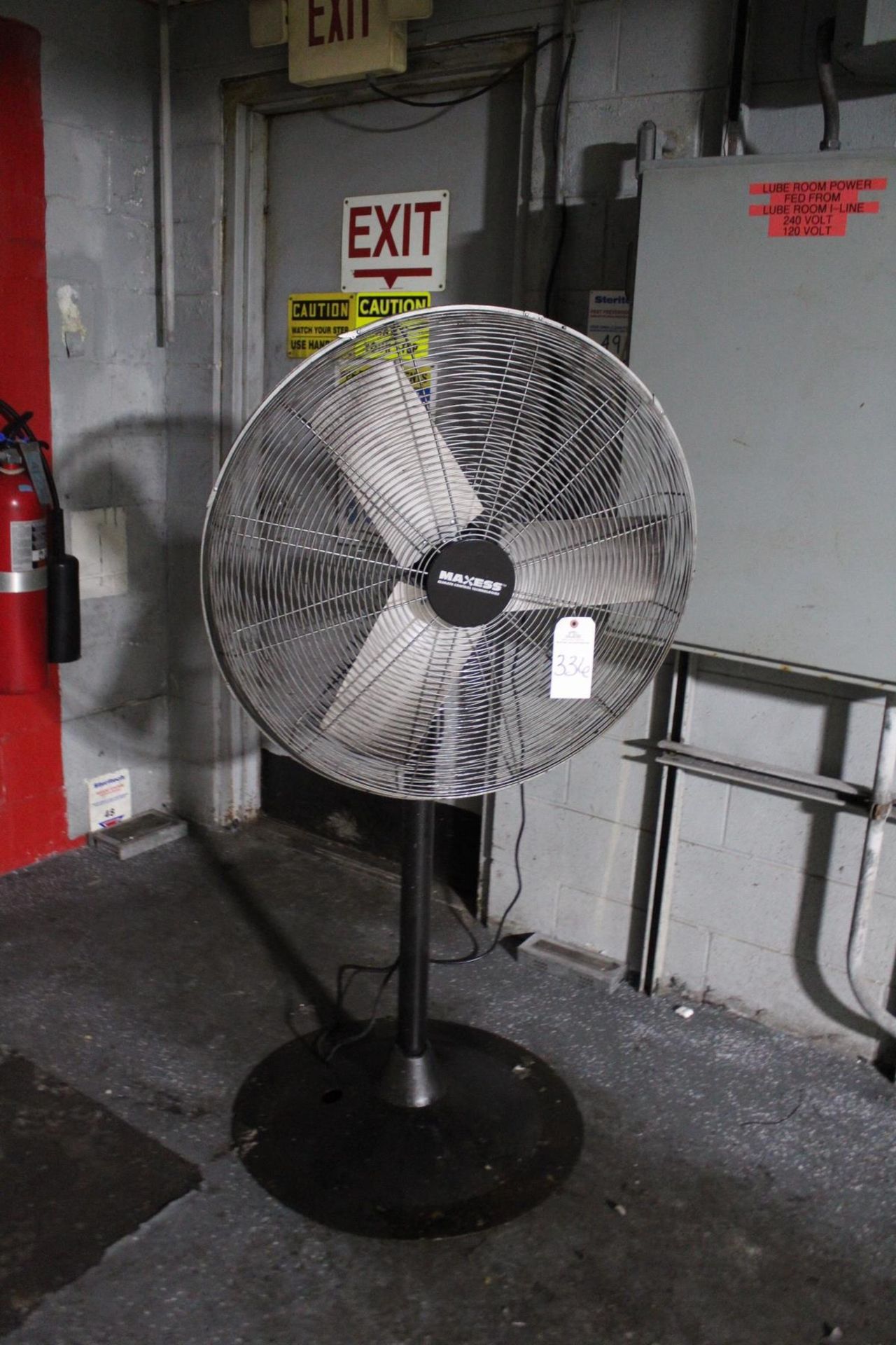 Pedestal Fan | Rig Fee: Hand Carry or Contact Rigger