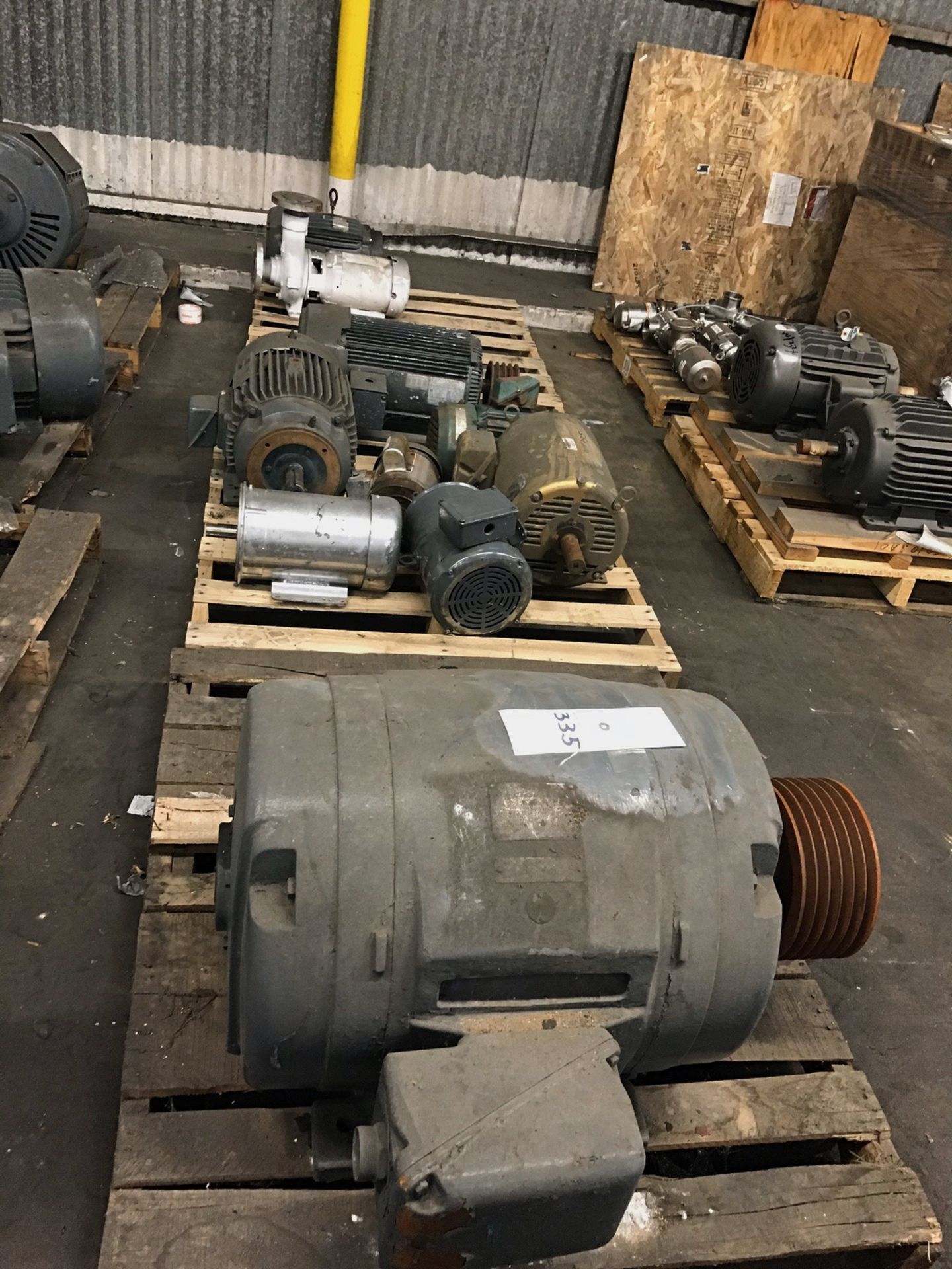 (10) Motors on 3 Pallets | Rig Fee: $250