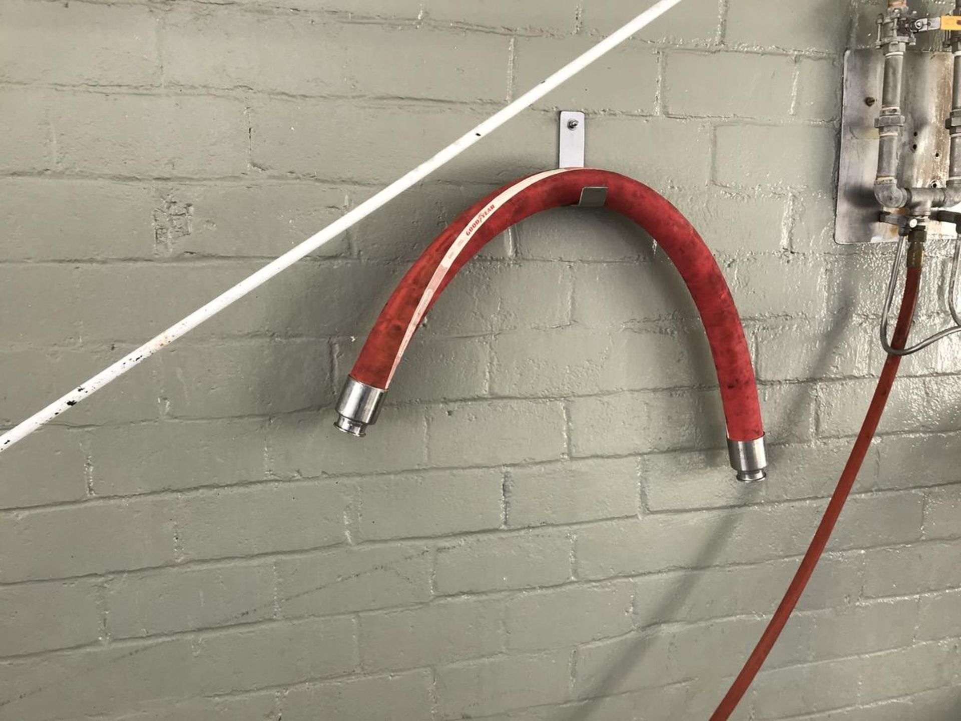 (5) 2in Transfer Hoses | Rig Fee: $25 - Image 2 of 4