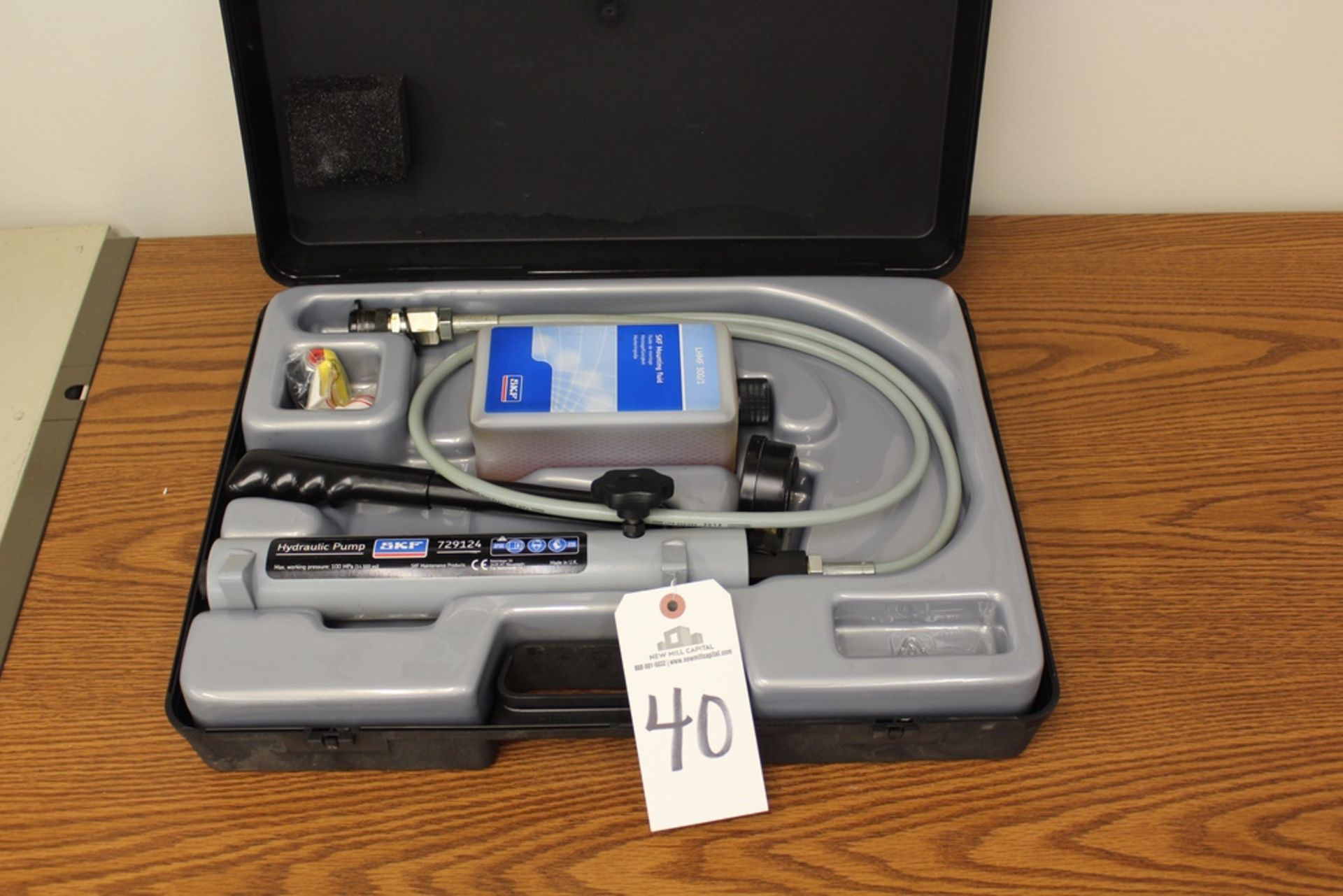 SKF Laboratory Hydraulic Pump | Rig Fee: $25 or Hand Carry