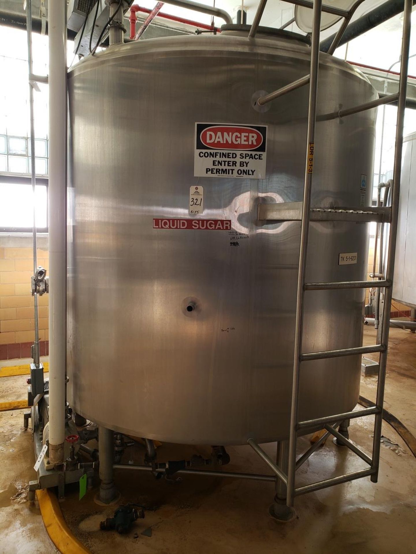 Cherry Burrell 750 Gallon Storage Tank | Rig Fee: $1000