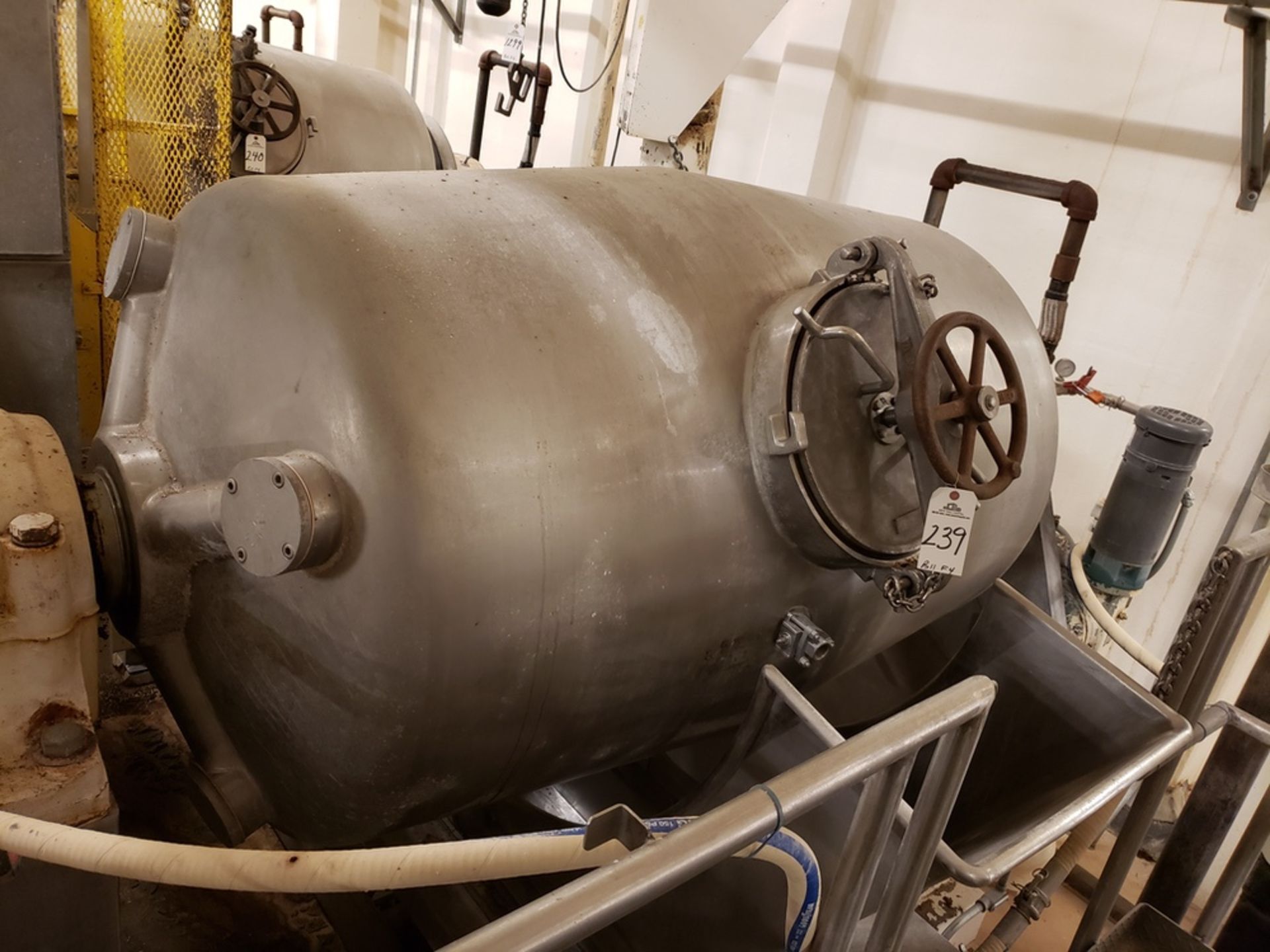 Hamilton 565 Gallon Rotary Steam Pressure Cooker | Rig Fee: $2100