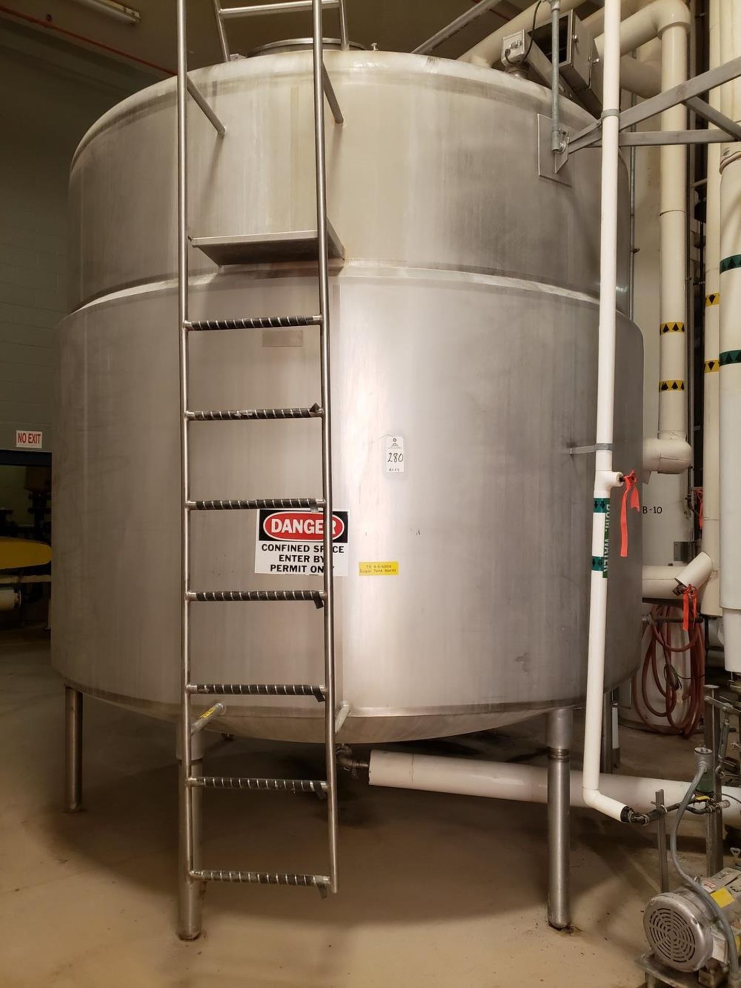 Cherry Burrell 5,000 Gallon Jacketed Storage Tank | Rig Fee: $2250