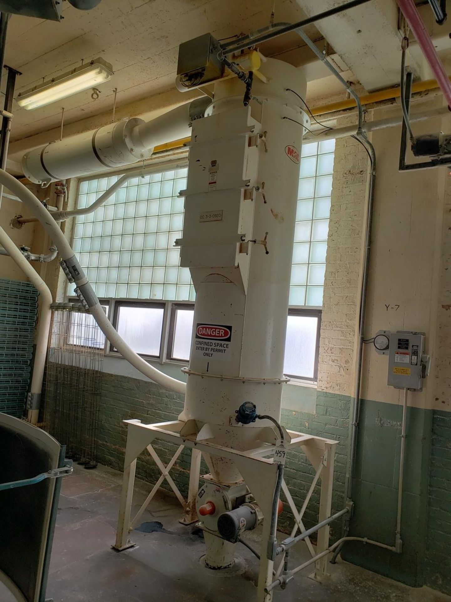 Mac Dust Collector, W/ Rotary Valve | Rig Fee: $1200