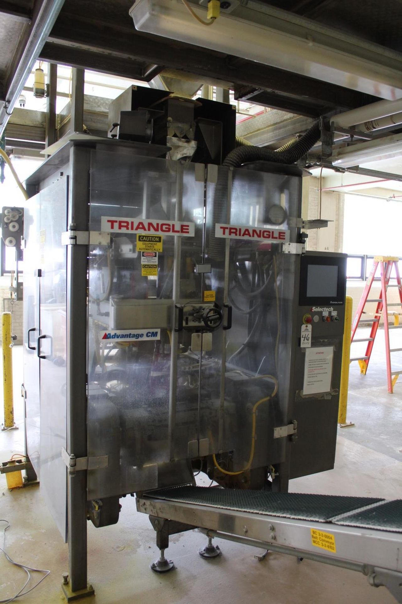 2004 Triangle Vertical Form Fill Seal Bagger, M# B52CTZ/A918SHH1, S/ - Subj to Bulk | Rig Fee: $800