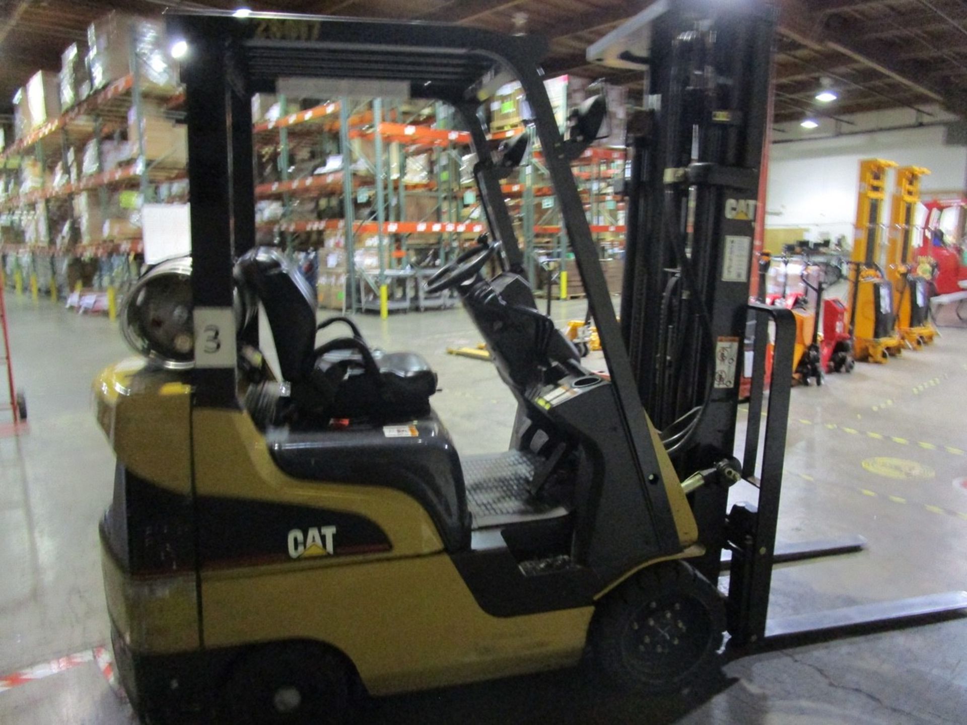 Cat CC4000 LPG Forklift s/n AT81F50079 (Delivery - 4/3/20), 1700 Hours, 3,125 #, 200 | Rig Fee: $100 - Image 2 of 7