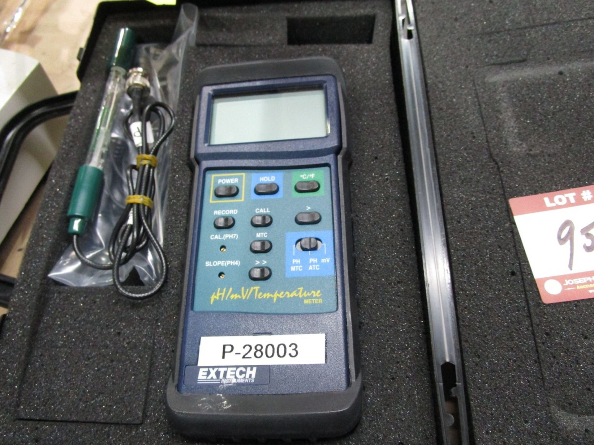 Extech PH/Temp Meter | Rig Fee: $0