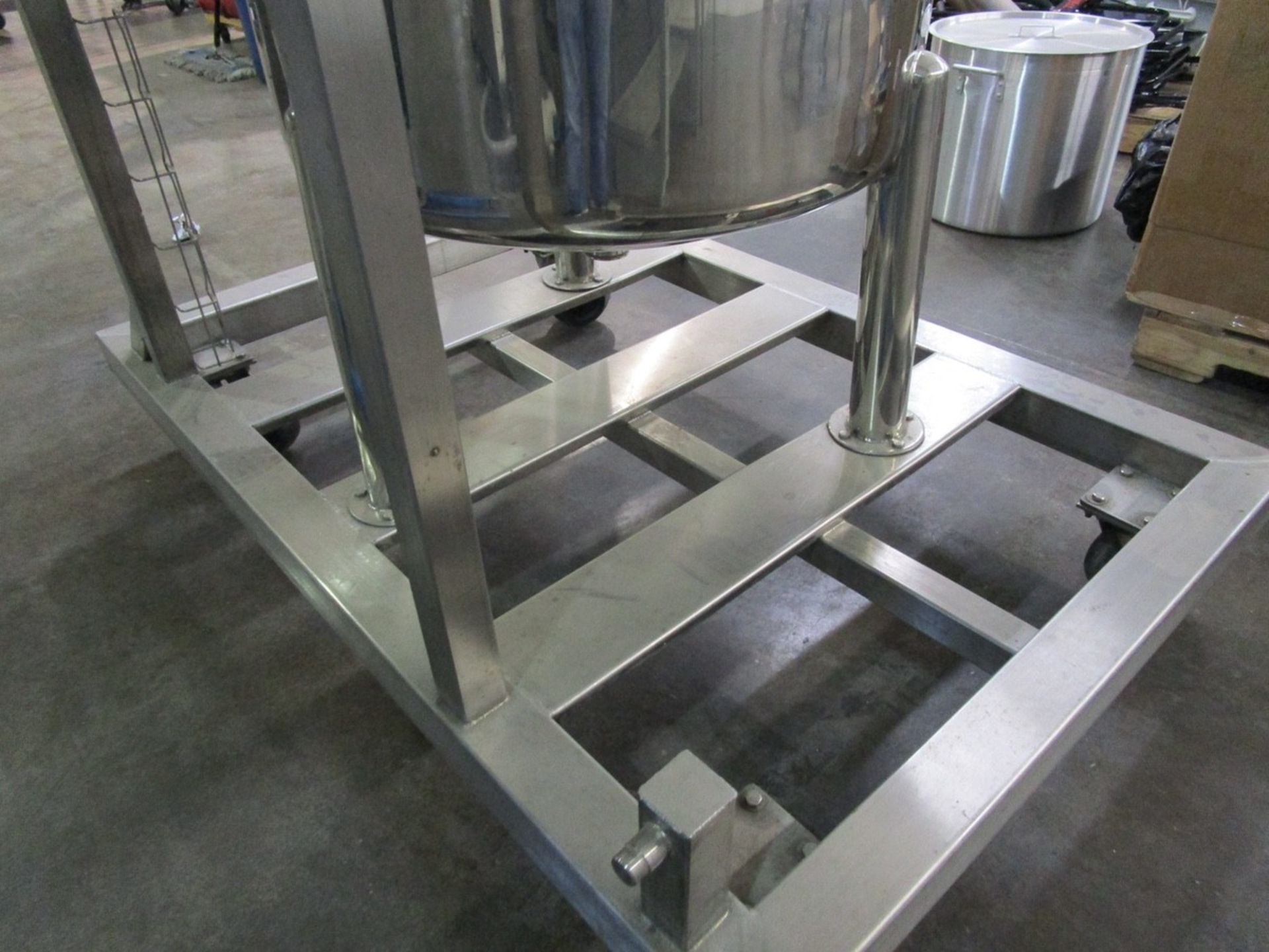 Approx. 75 Gallon Stainless Steel High Polish Twin Agitated Vessel, (2) Mixer/Agitat | Rig Fee: $300 - Image 9 of 10