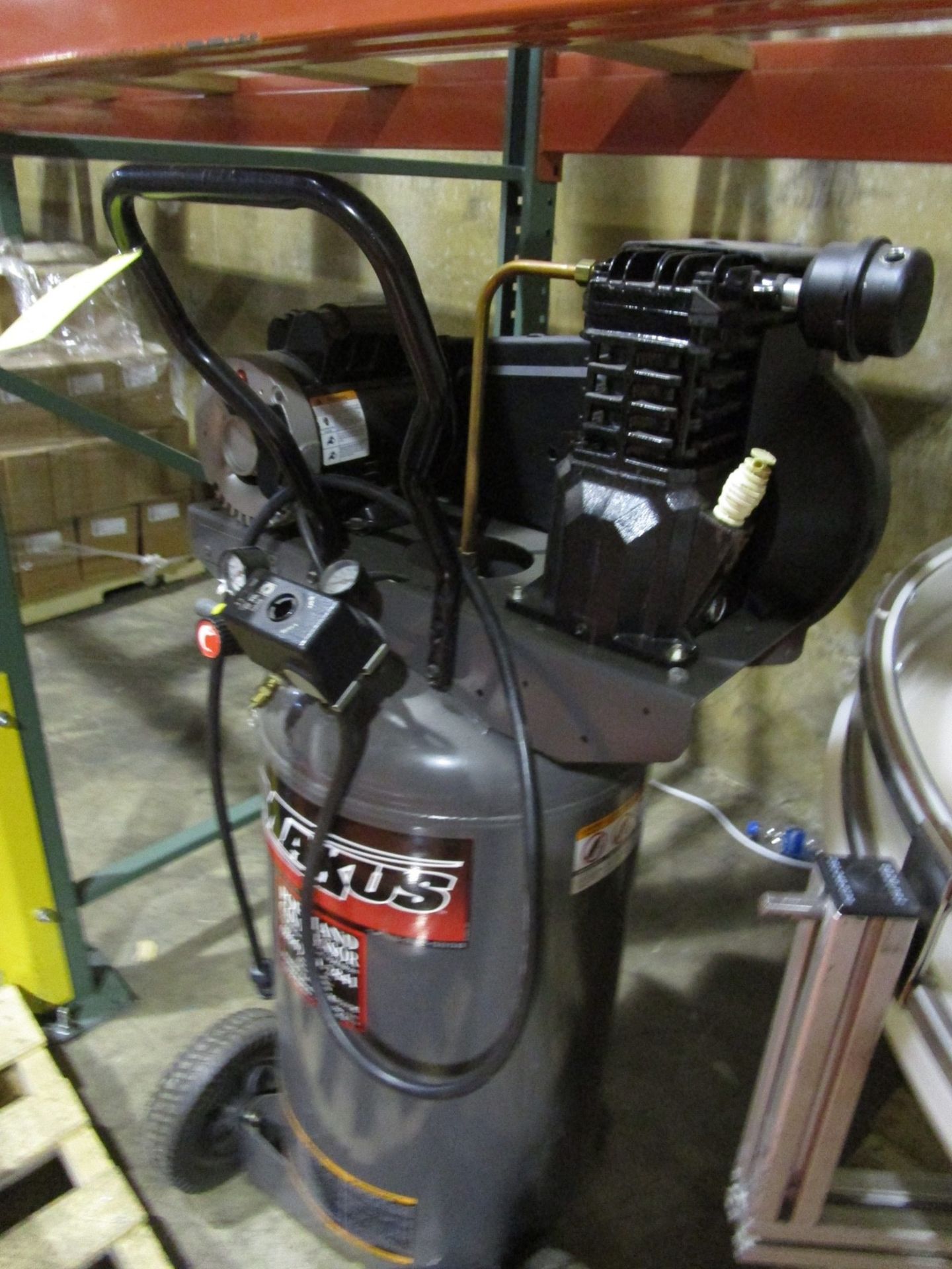 Maxus Air Compressor (Missing on/off Knob) | Rig Fee: $0