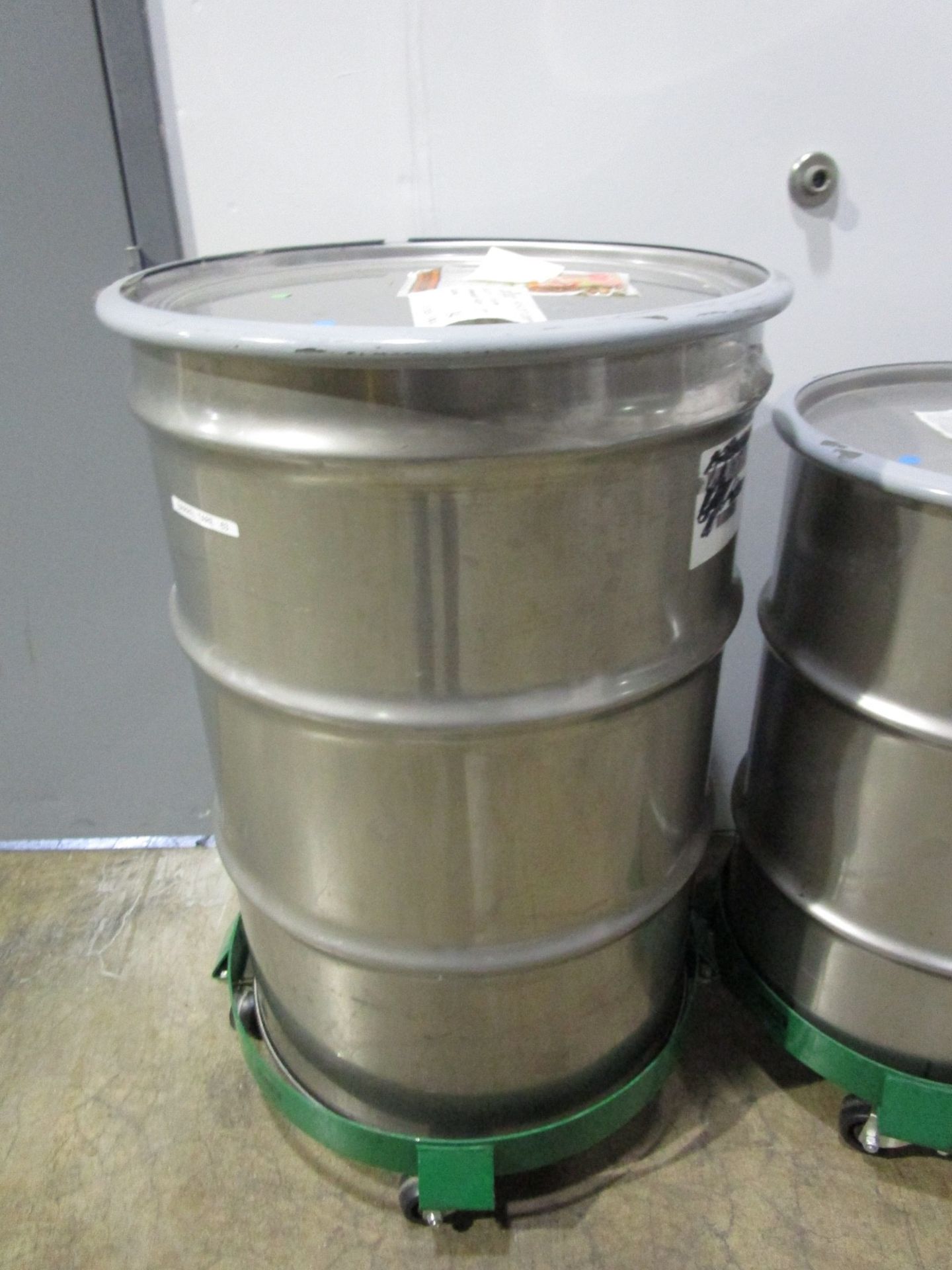 (6) Uline S-17353 55 Gallon Drums | Rig Fee: $0