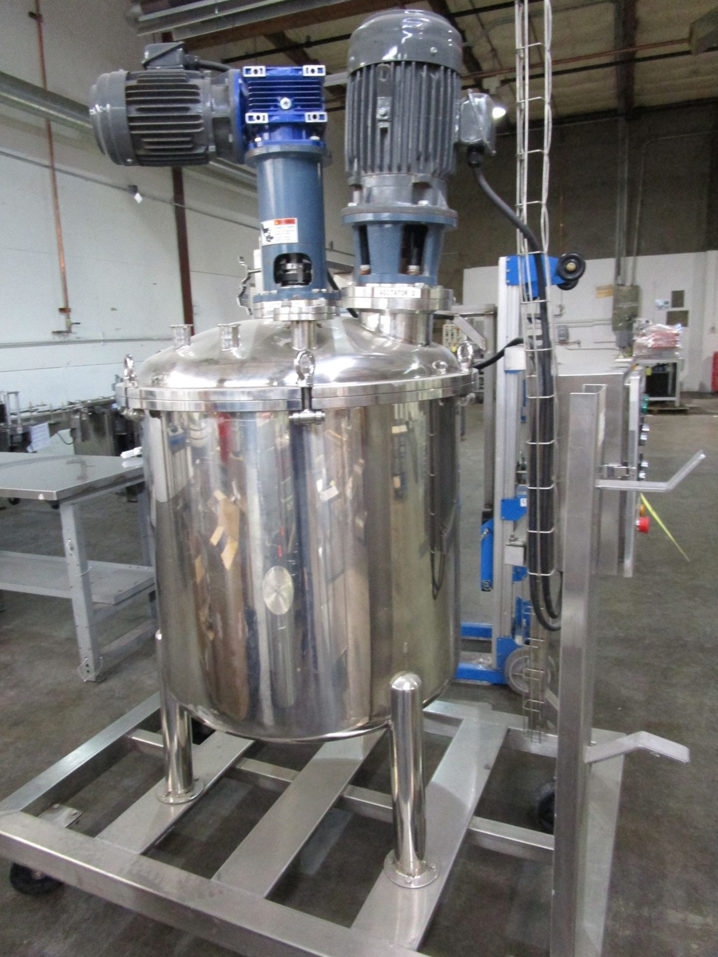 Approx. 75 Gallon Stainless Steel High Polish Twin Agitated Vessel, (2) Mixer/Agitat | Rig Fee: $300