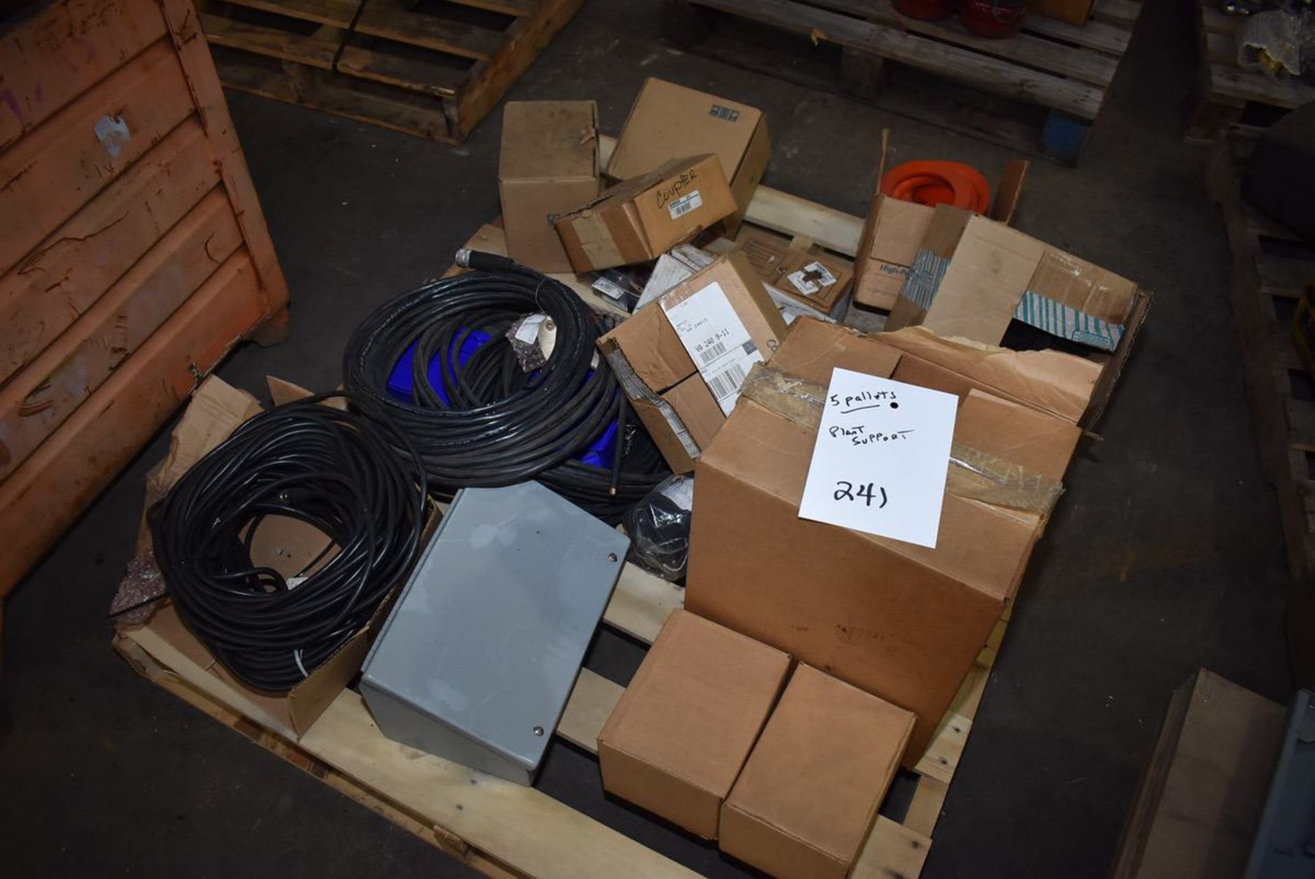 (5) Pallets Fittings, Parts, and Components