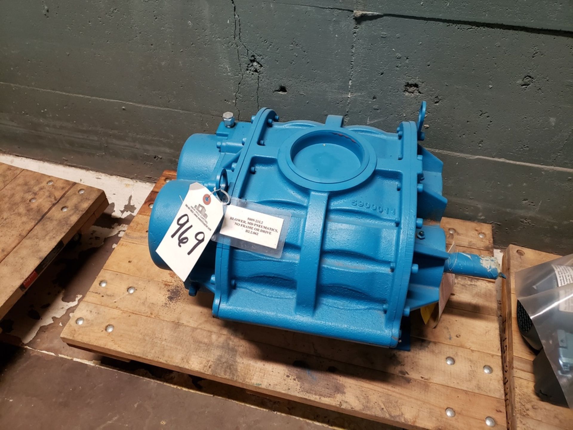 Tuthill Rotary Positive Displacement Blower, M# 5009-21L2 - Subject to Bulk Bid Lot | Rig Fee: $50