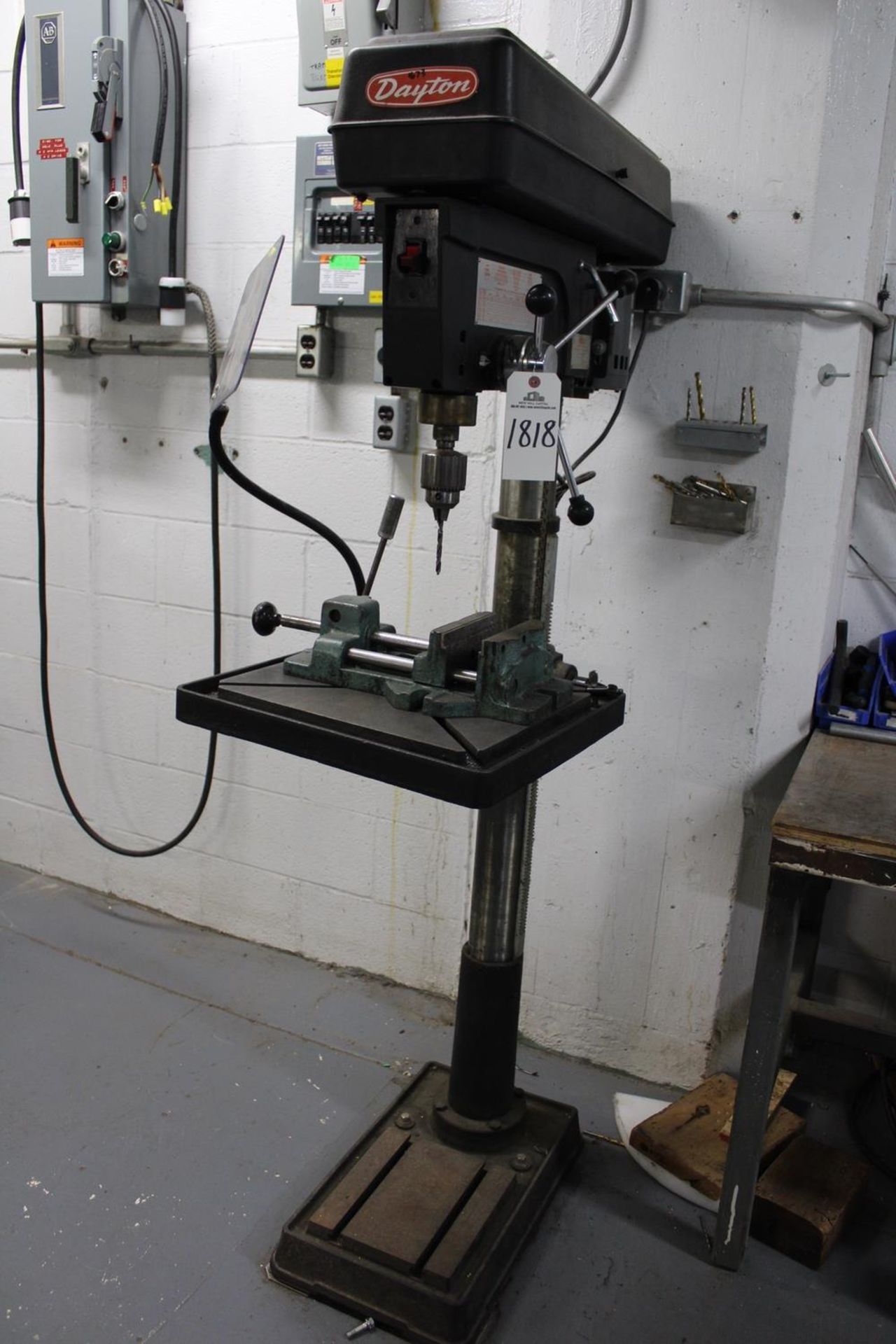 Dayton Drill Press, M# 3Z919B | Rig Fee: Hand Carry or Contact Rigger