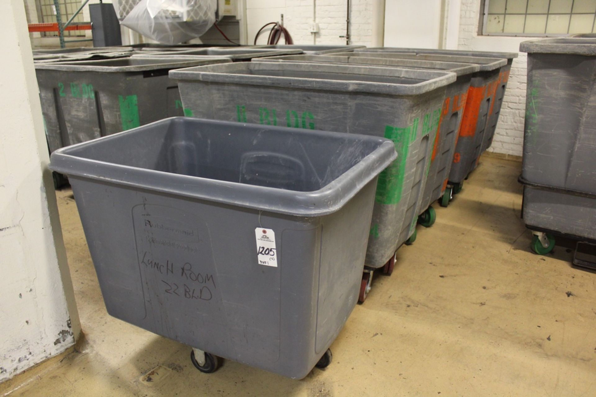 Lot of (5) Poly Bins | Rig Fee: Hand Carry or Contact Rigger