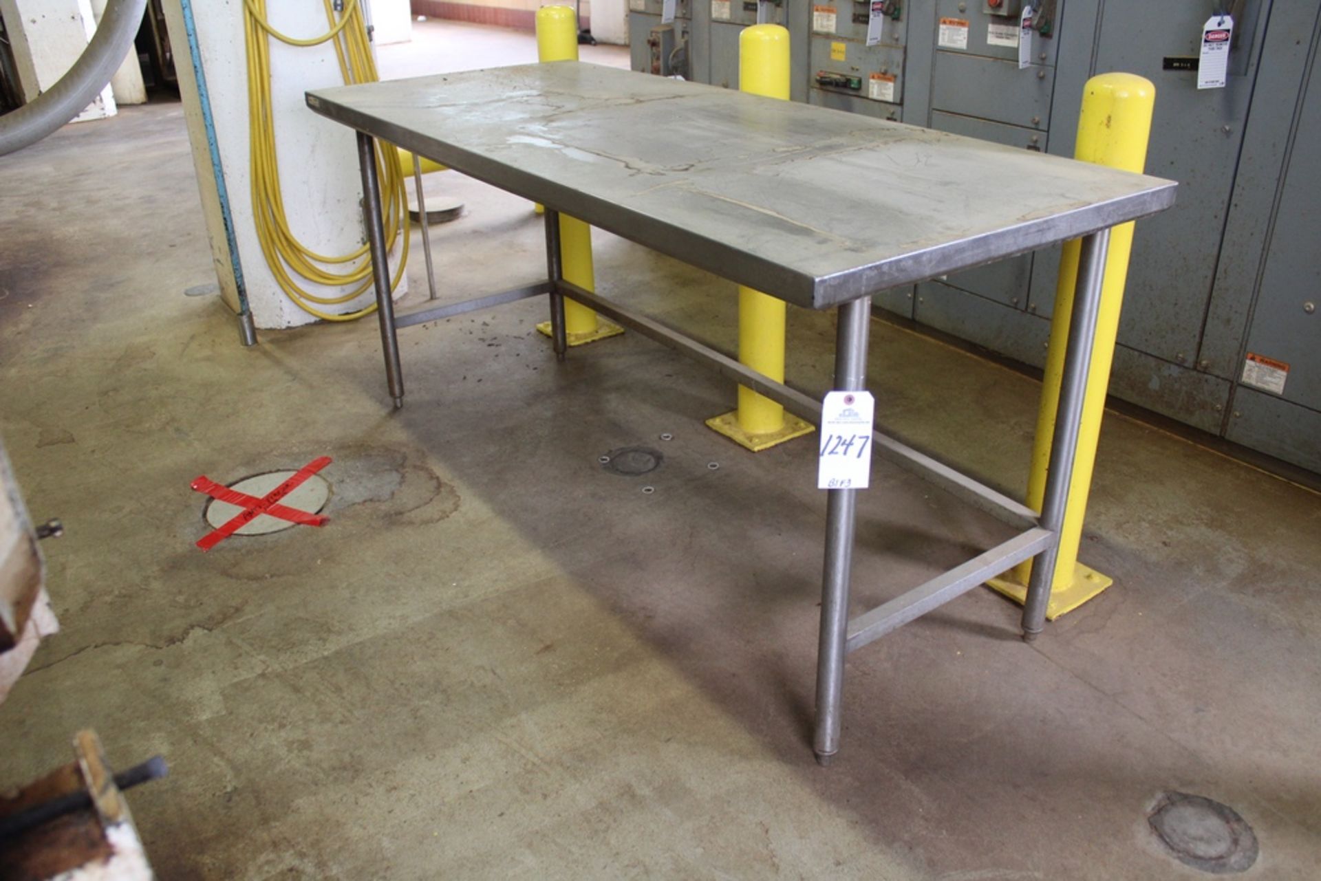 Stainless Steel Table | Rig Fee: Hand Carry or Contact Rigger