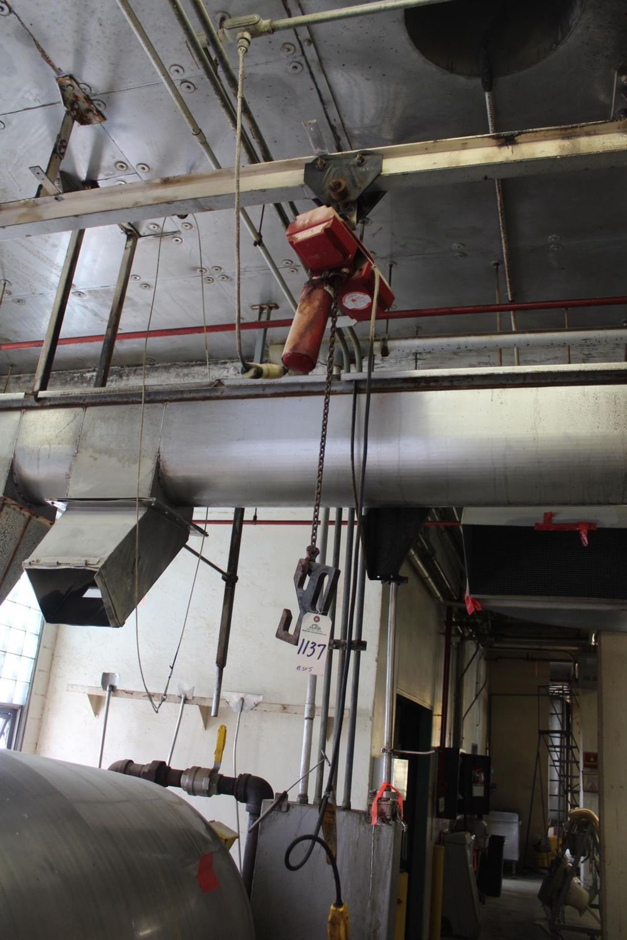 300 lb. Electric Chain Hoist | Rig Fee: $75